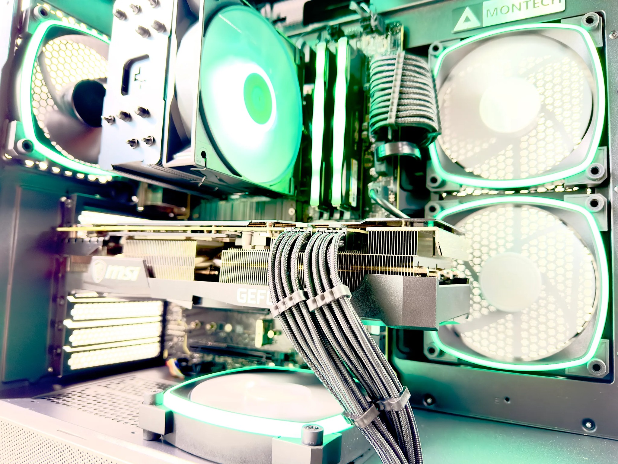 💚✳️Green Star❇️Extreme Gaming PC❇️Nvidia RTX 3090 24GB❇️Intel i7-12700KF 12core❇️32GB DDR4❇️2TB SSD