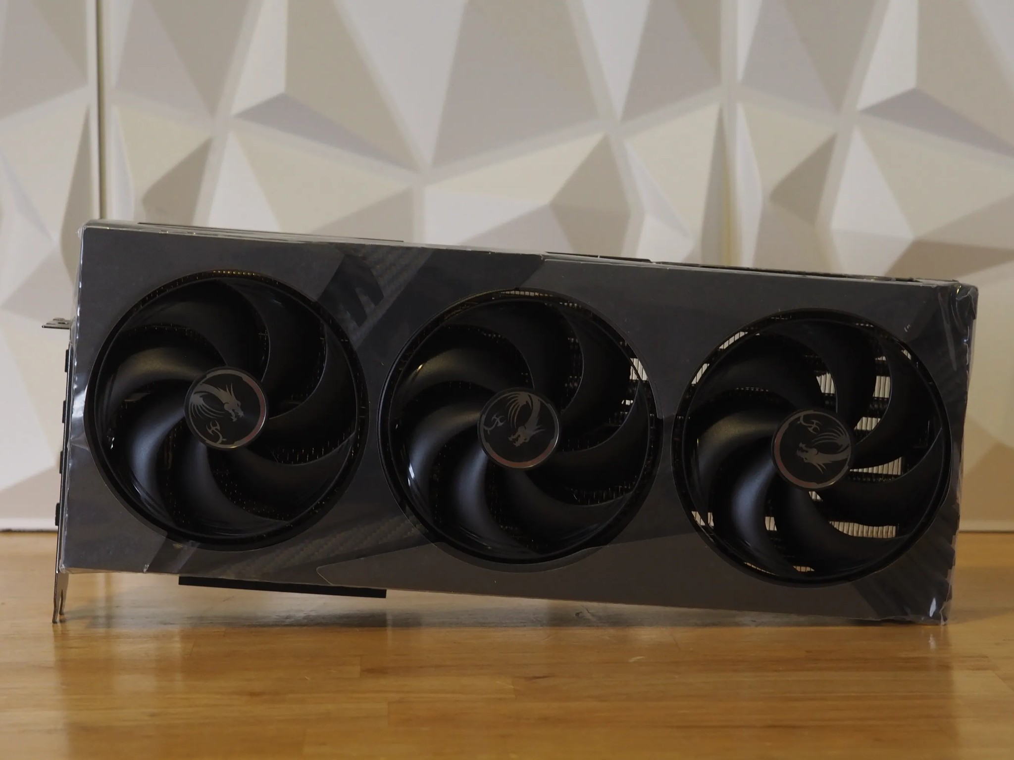 MSI Vanguard (SOC Launch) 5070ti 16gb