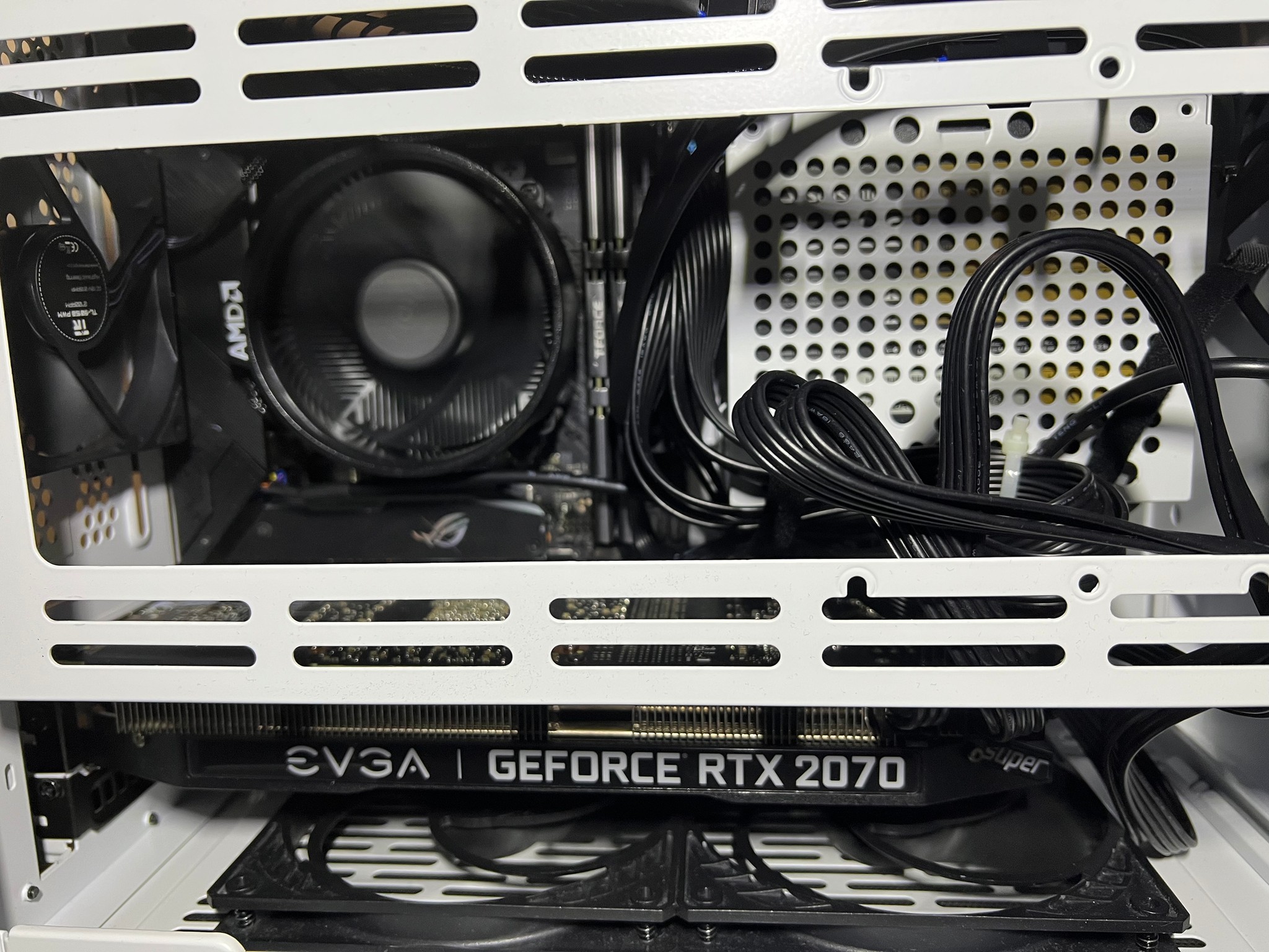 Small Form Factor Ryzen 5 5500/16 GB DDR4 RAM/1 GB SSD NVME/RTX 2070 Super