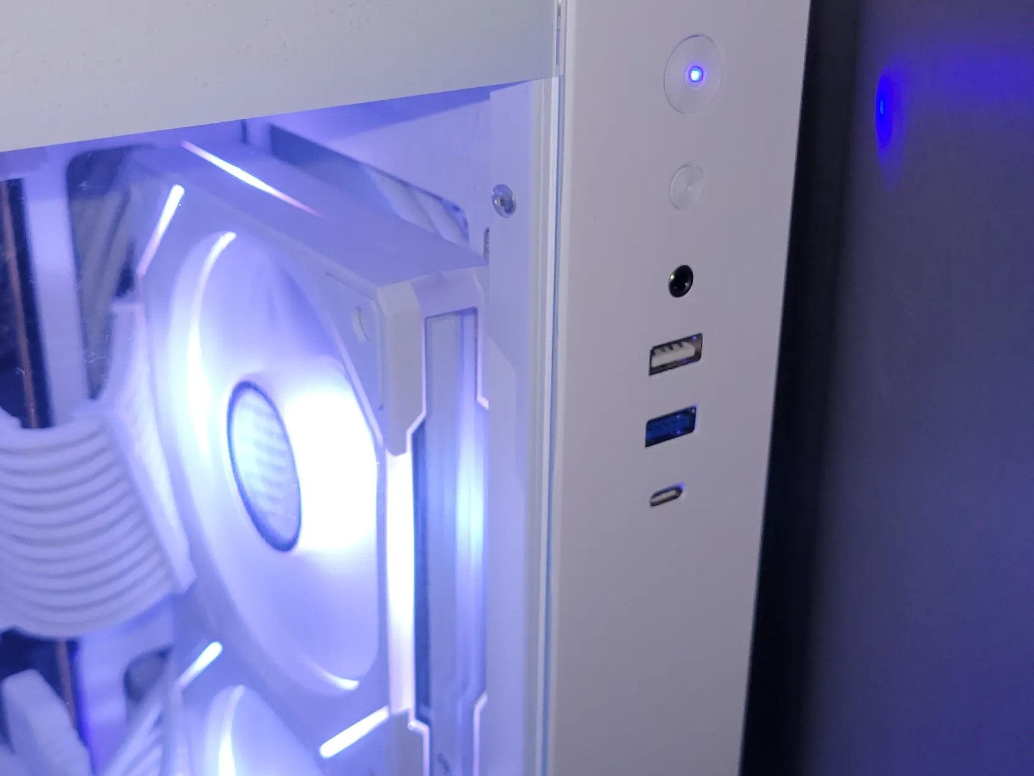 ❄️ WHITEOUT X3D – RTX-Verified, Stress-Tested Monster in Marble ❄️