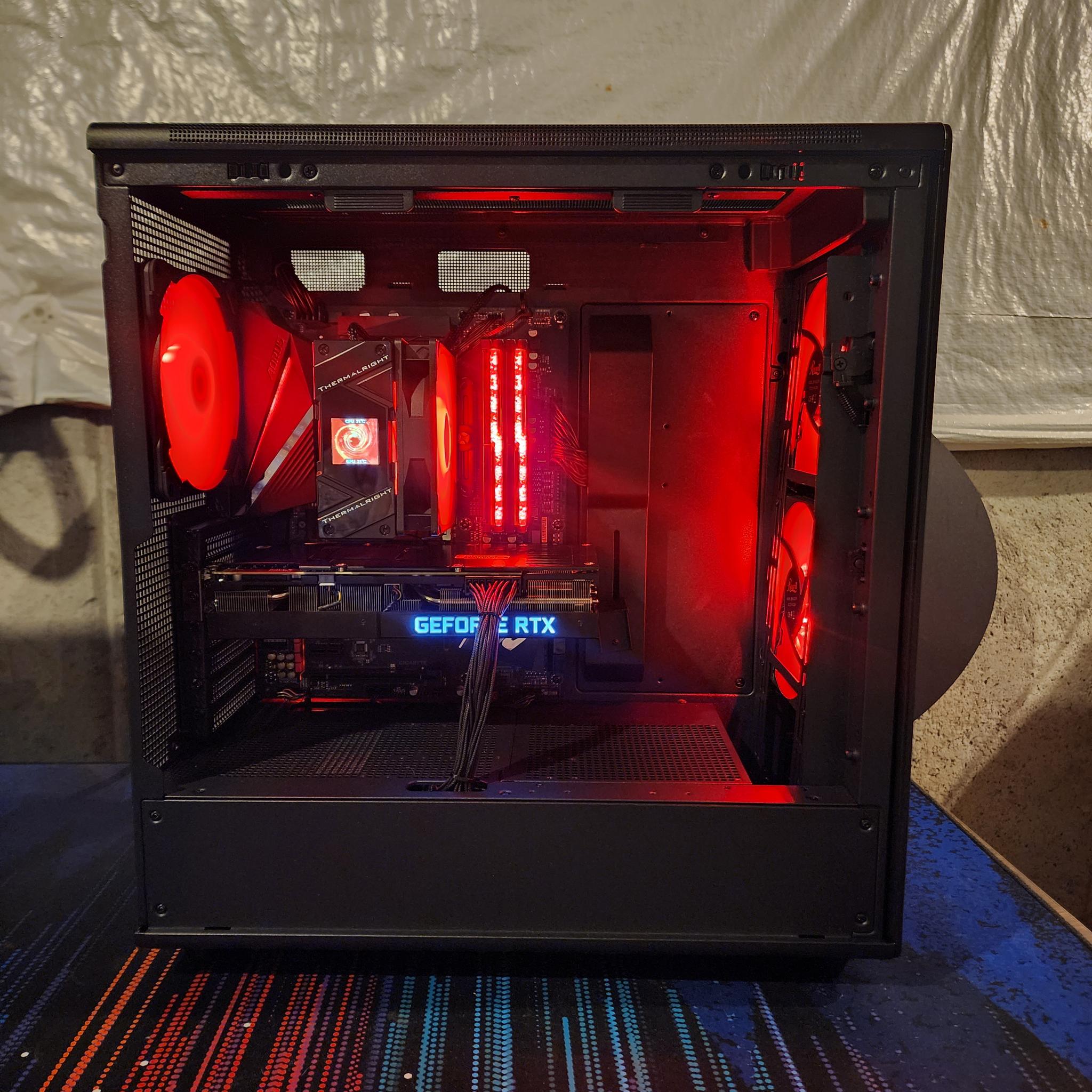RTX 3080 Ti / Ryzen 5 5600X / 32GB DDR4 RAM / 1TB NVMe SSD