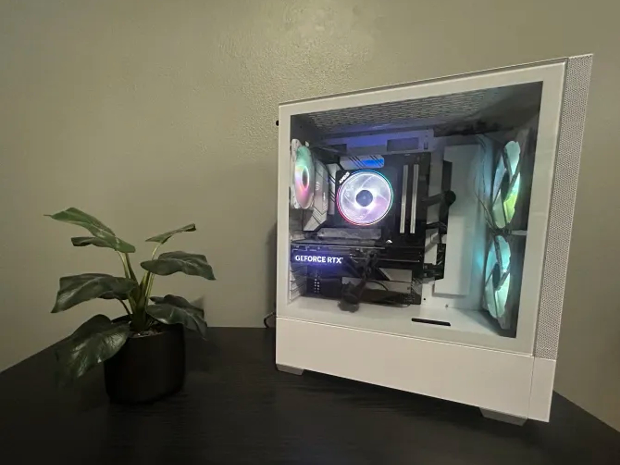 RGB 1440P Gaming Machine: RTX 4070 Super: Ryzen 7 5800X: 1TB : 16GB RAM