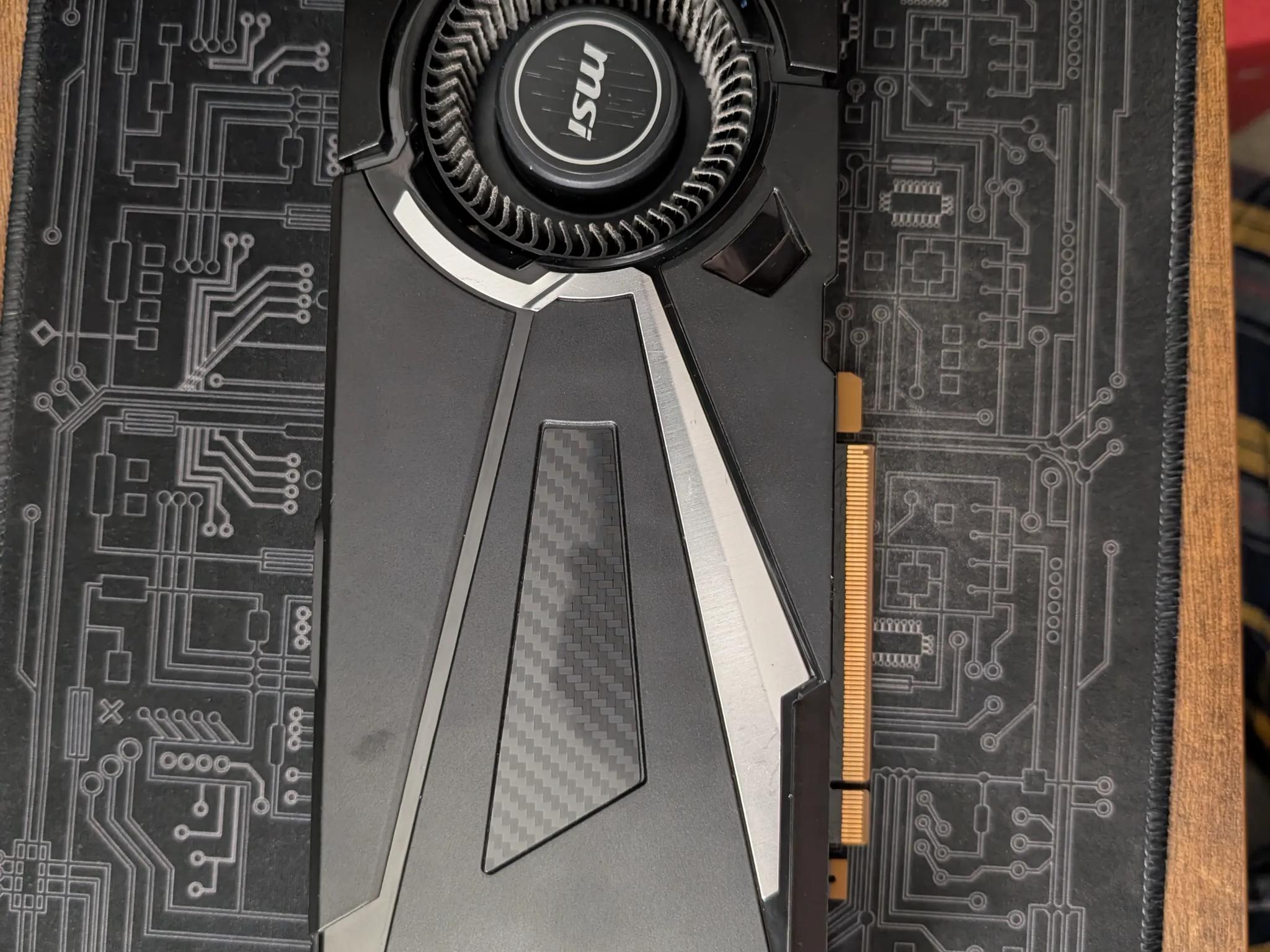 GTX 1070 Ti MSI Aero