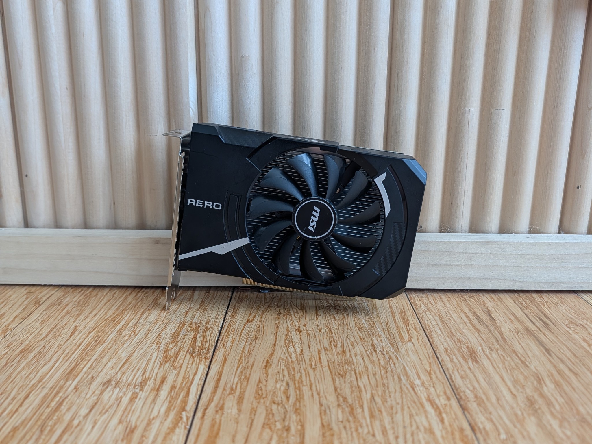 MSI RX 550 AERO ITX 2GB