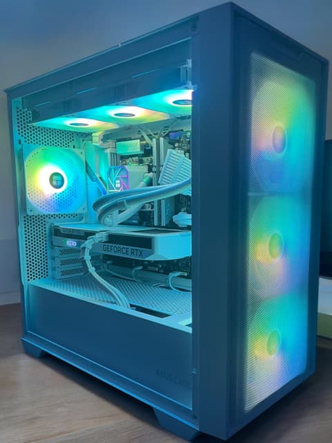 1080p/1440p ALL WHITE CUSTOM GAMING PC
