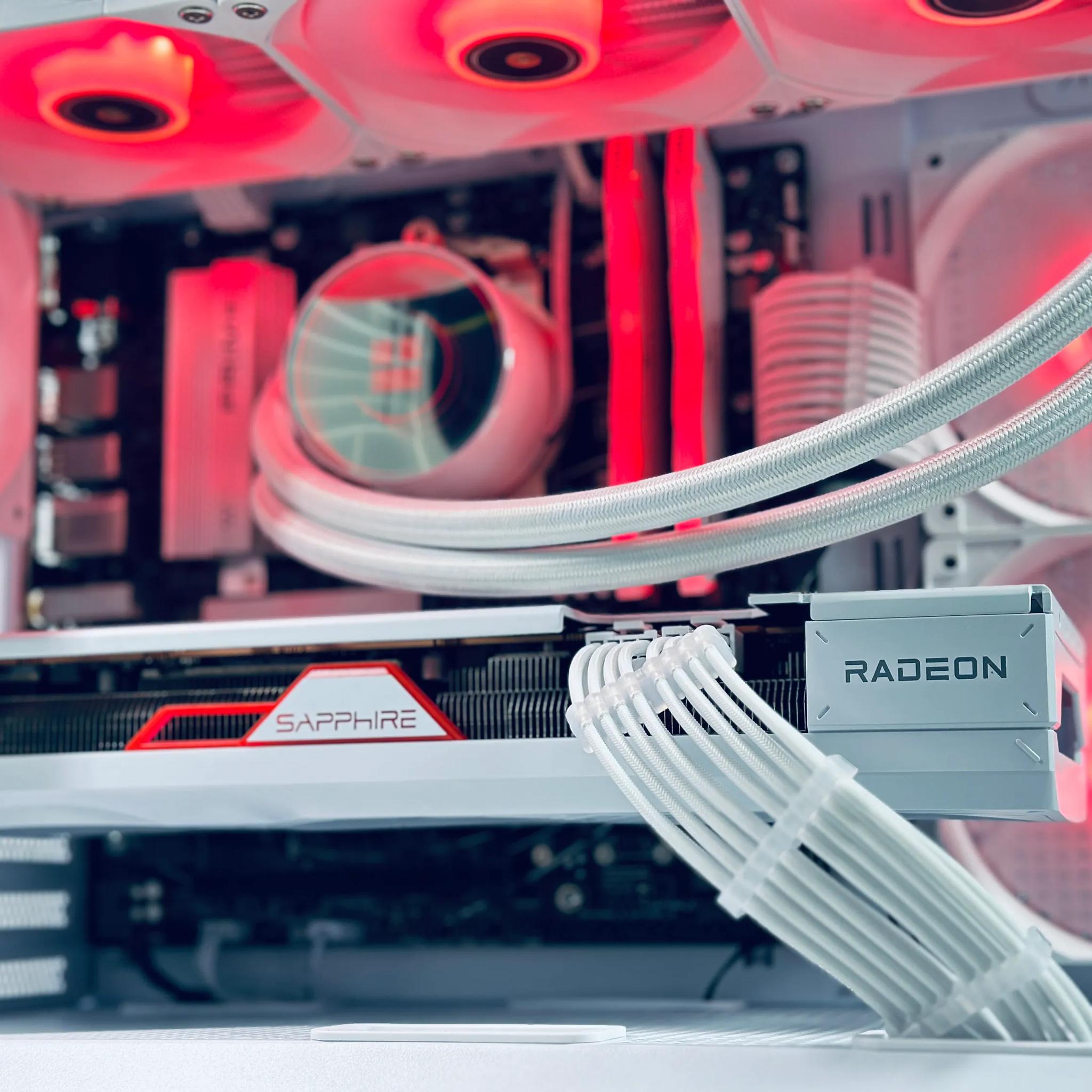 ✨🎁🎄🐻‍❄️ 🧊 Polar Bear  Gaming PC❄️AMD RX 7800 XT 16GB❄️AMD Ryzen 7 7700