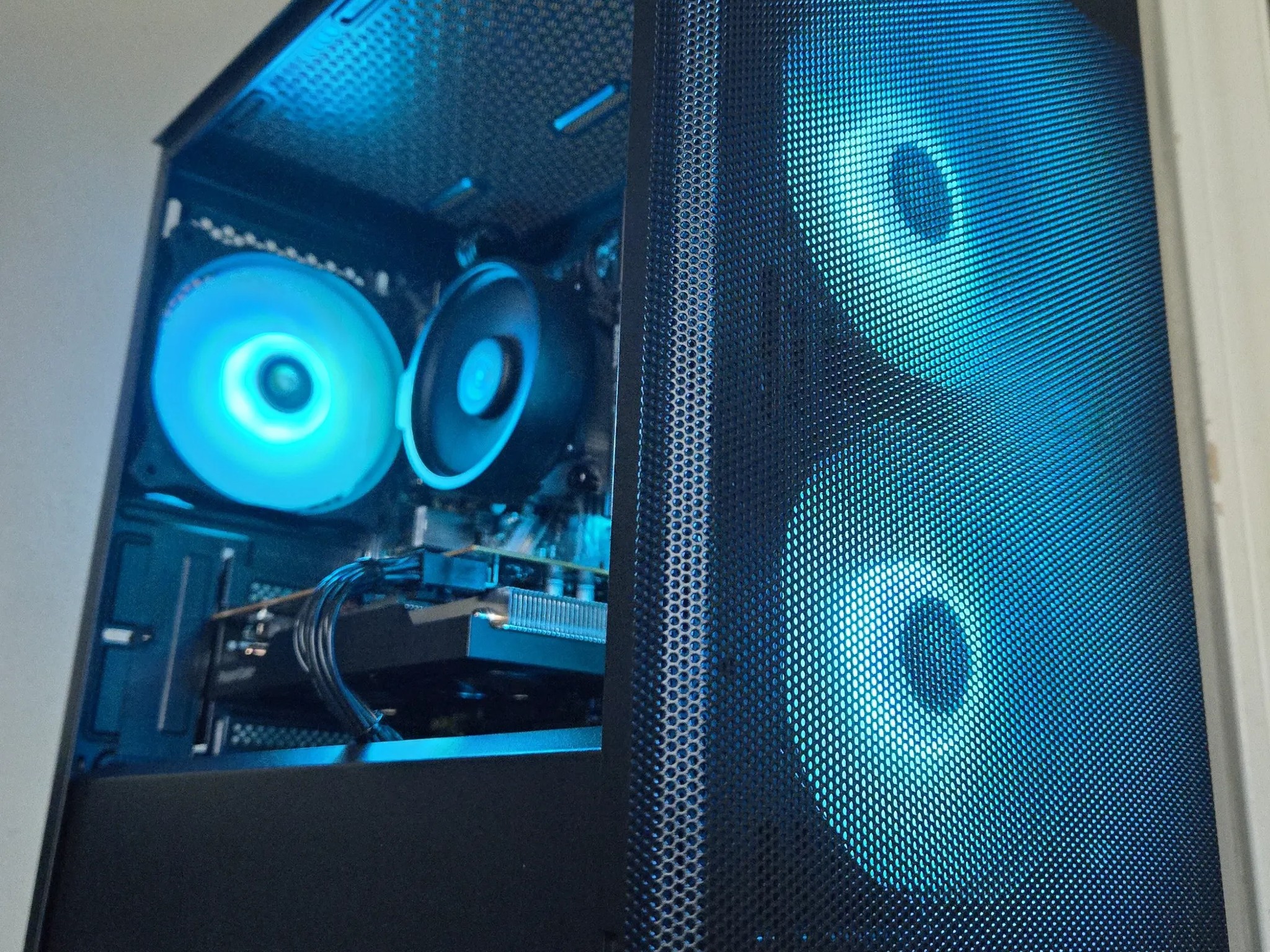 Brand-New 1080p Gaming PC | High Performance, Great Value | Ryzen 5 5500 | Radeon RX 6600