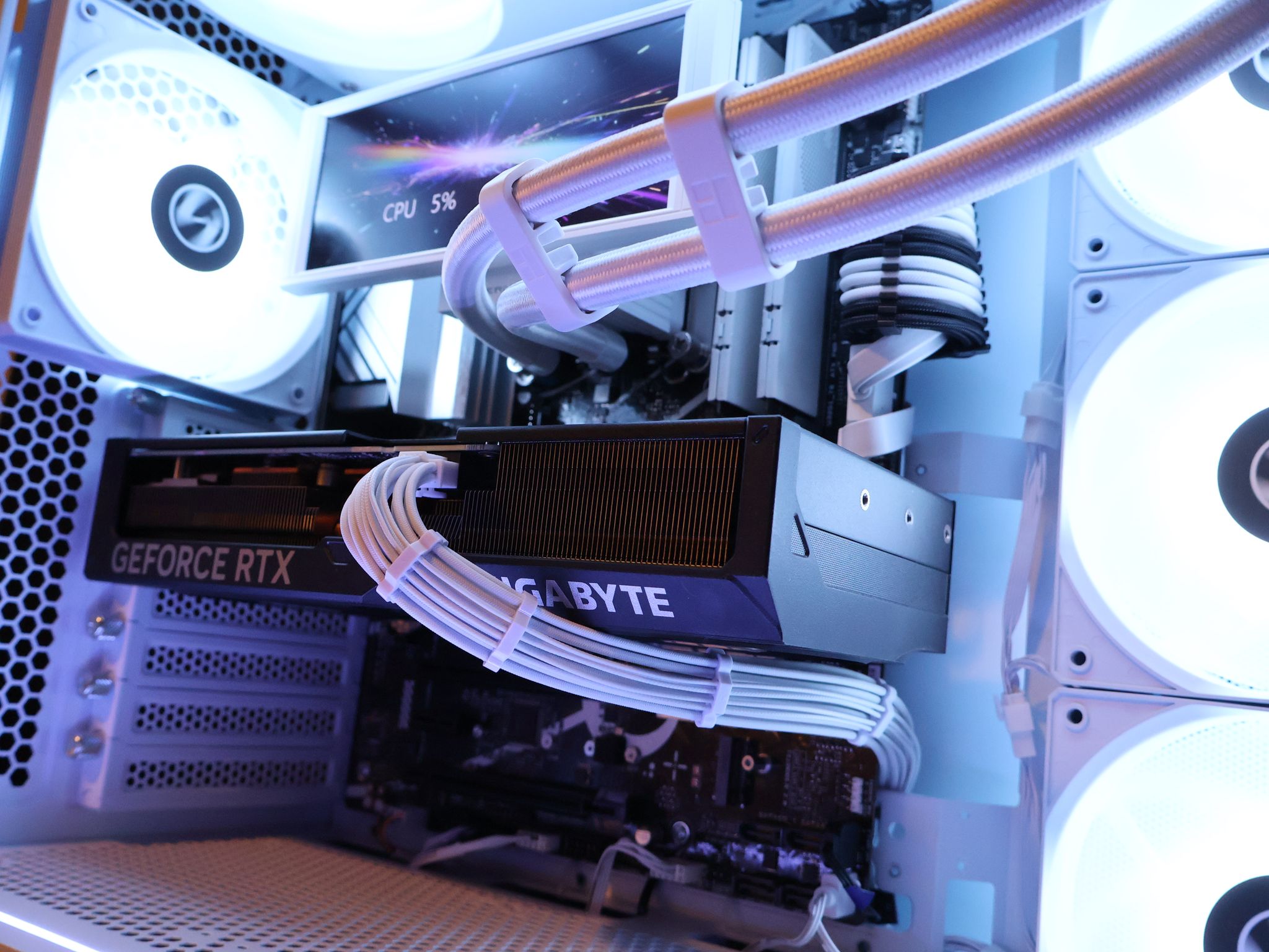4070Ti | 13900K | 32GB DDR5 | 1TB NVME | White Custom Gaming PC