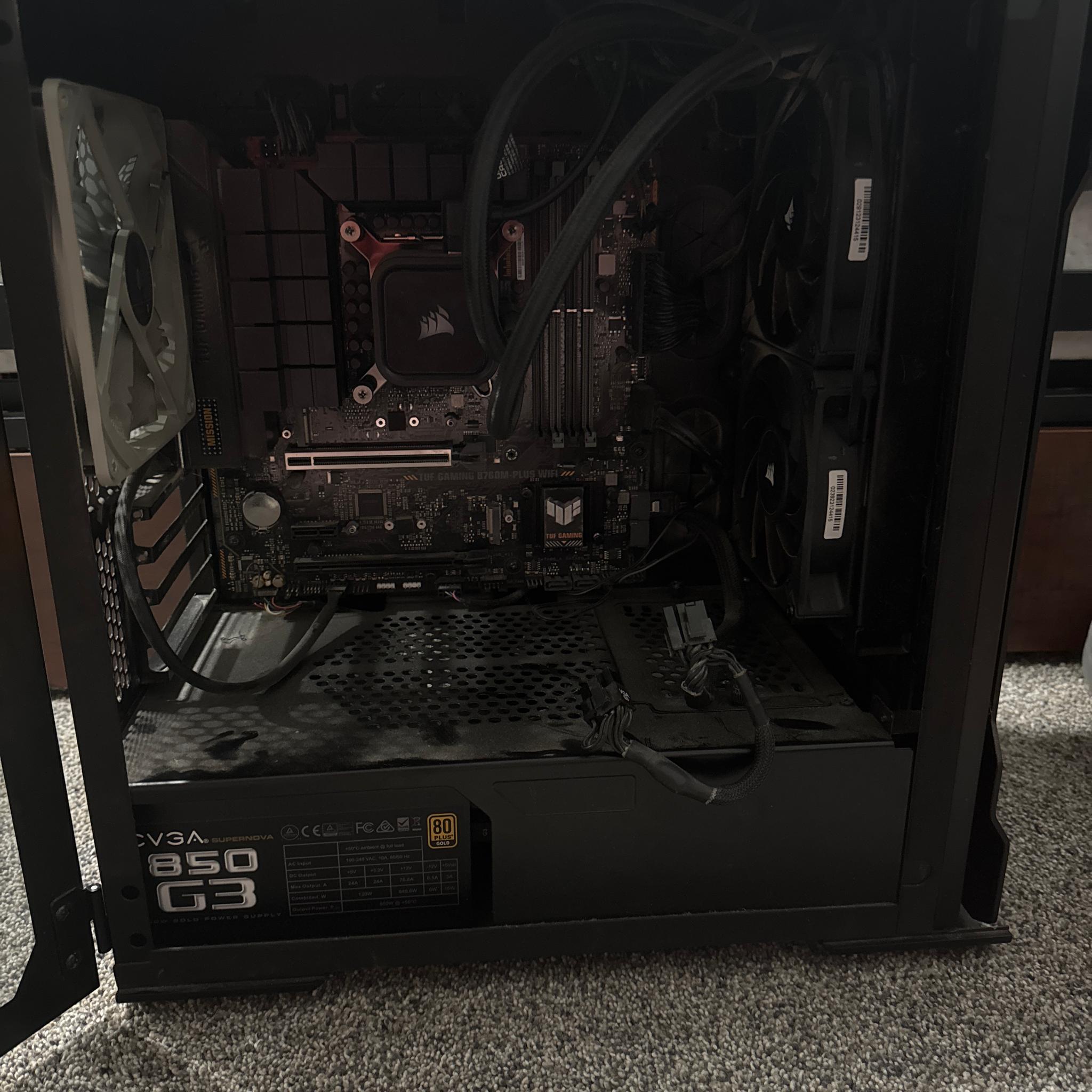 Asus dual fan 3070, i5 13600k, 64 gbs of corsait vengeance ram and a 850 watt psu