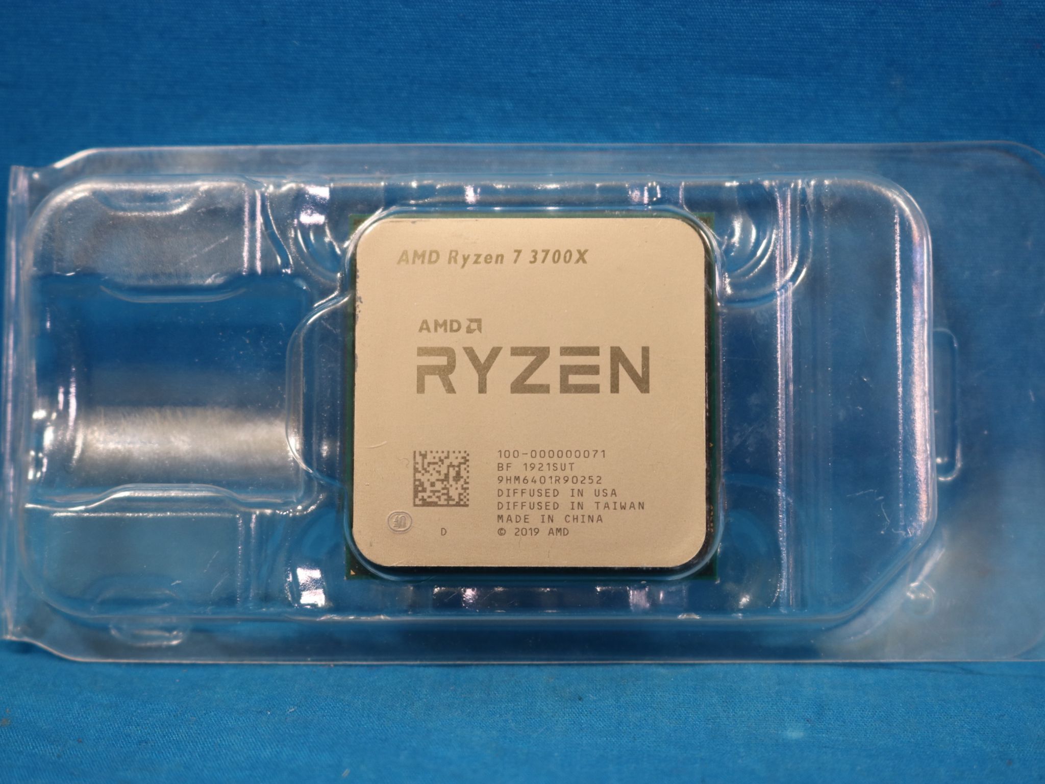 AMD Ryzen 7 3700X 3.60GHz Socket AM4 8-Core 16-Thread 32MB Desktop CPU - 4110755900