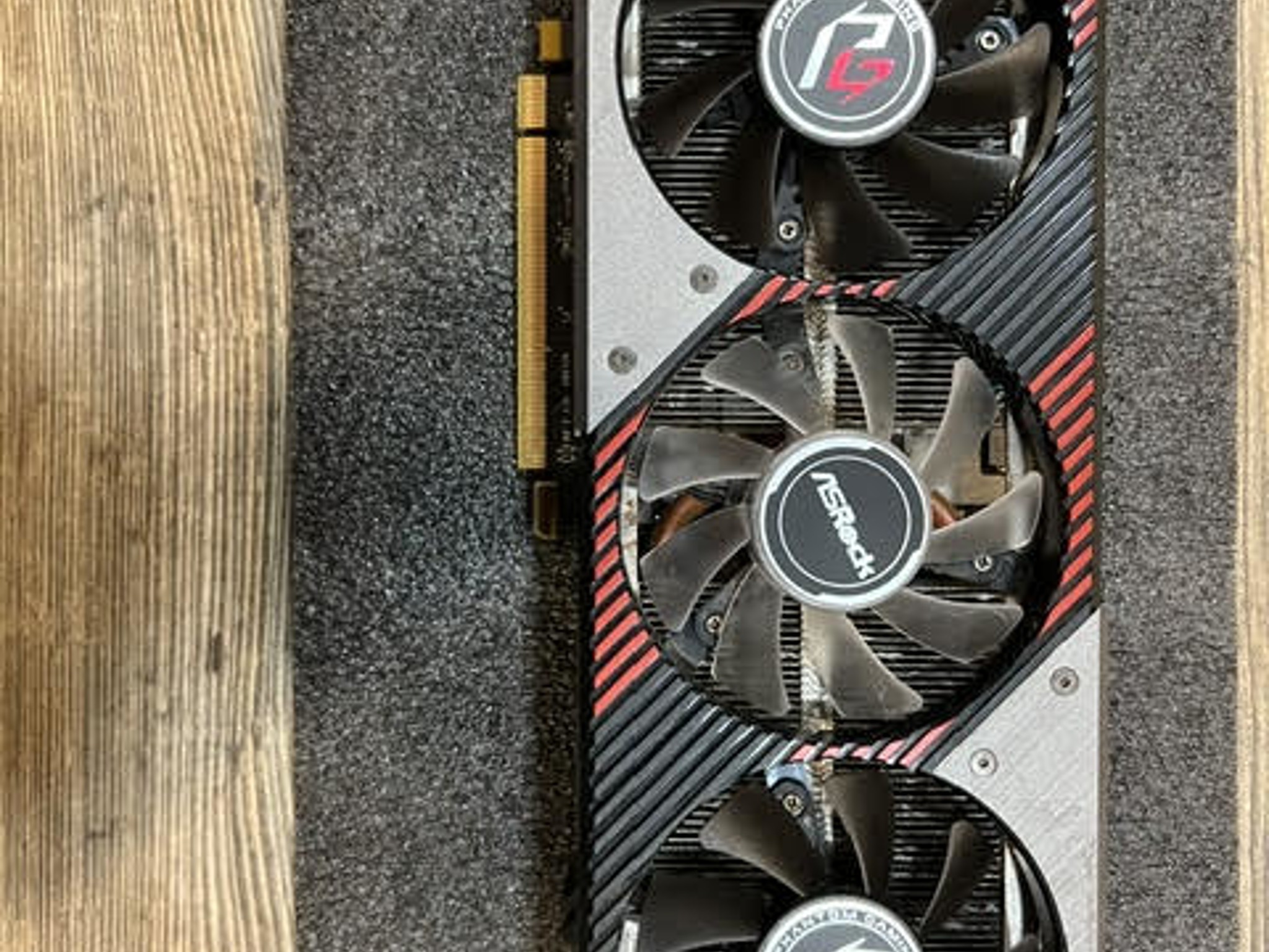 asrock phantom gaming oc edition RX5700XT