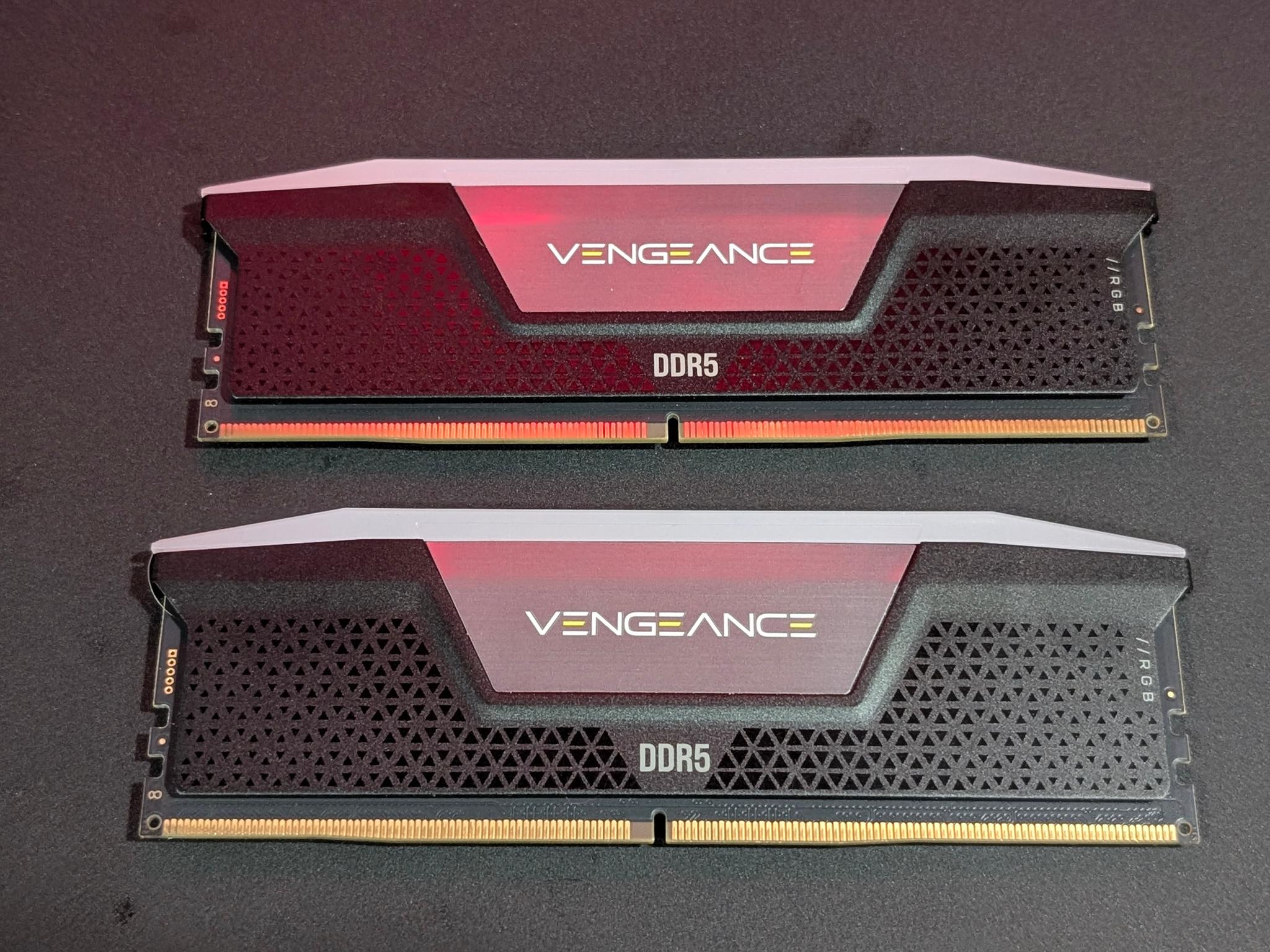 Corsair Vengeance RGB 32GB (16x2GB) DDR5 6000MHz CL36