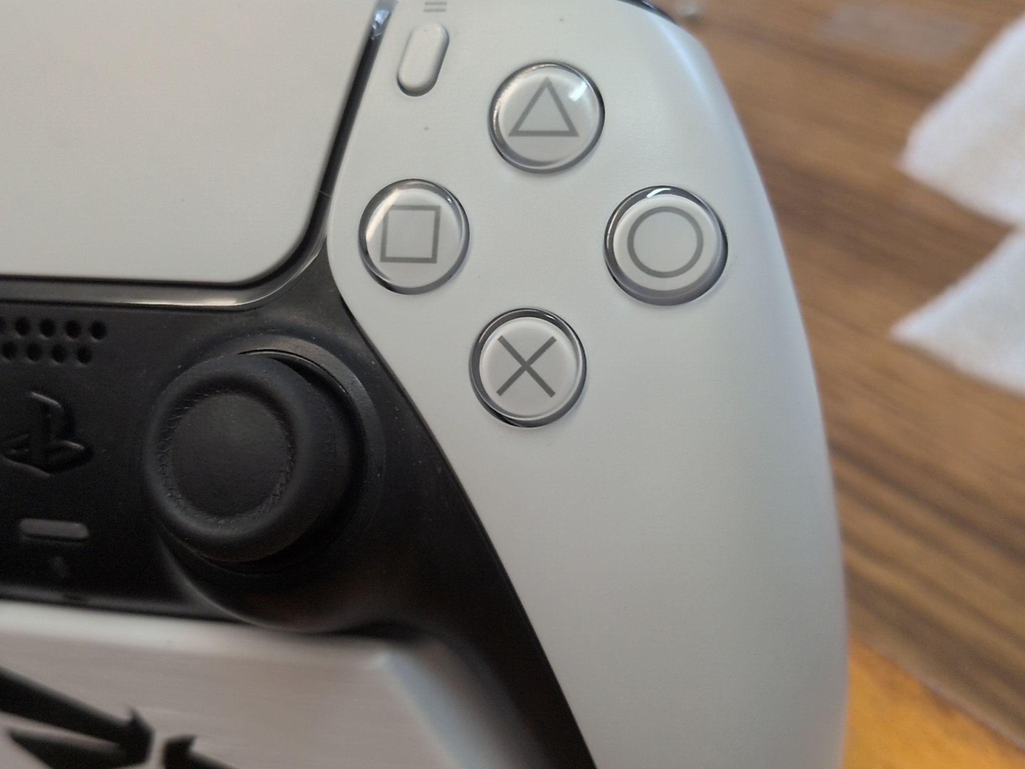 Ksilver J13+ TMR Upgraded White PS5 Dualsense Cosmetic Grade B