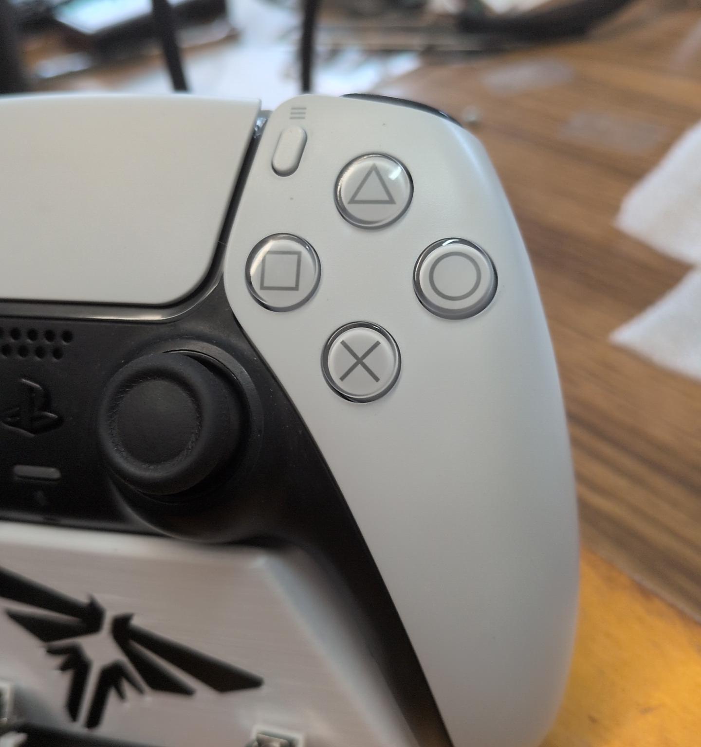 Ksilver J13+ TMR Upgraded White PS5 Dualsense Cosmetic Grade B