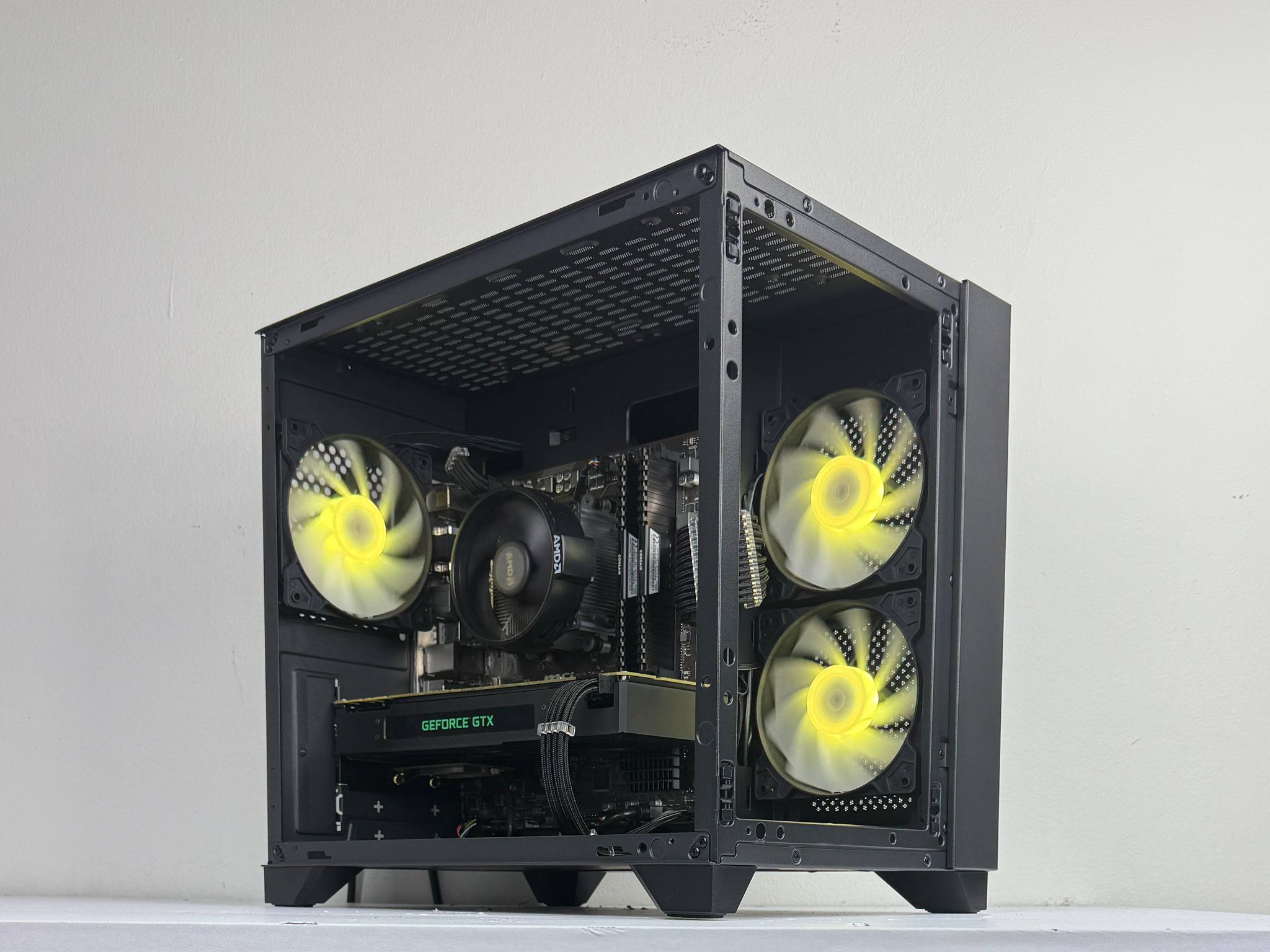 🐍Viper🐍 | 1080p Gaming PC | Ryzen 7 2700x | PNY GTX 1070 | 16GB DDR4 3200MHz