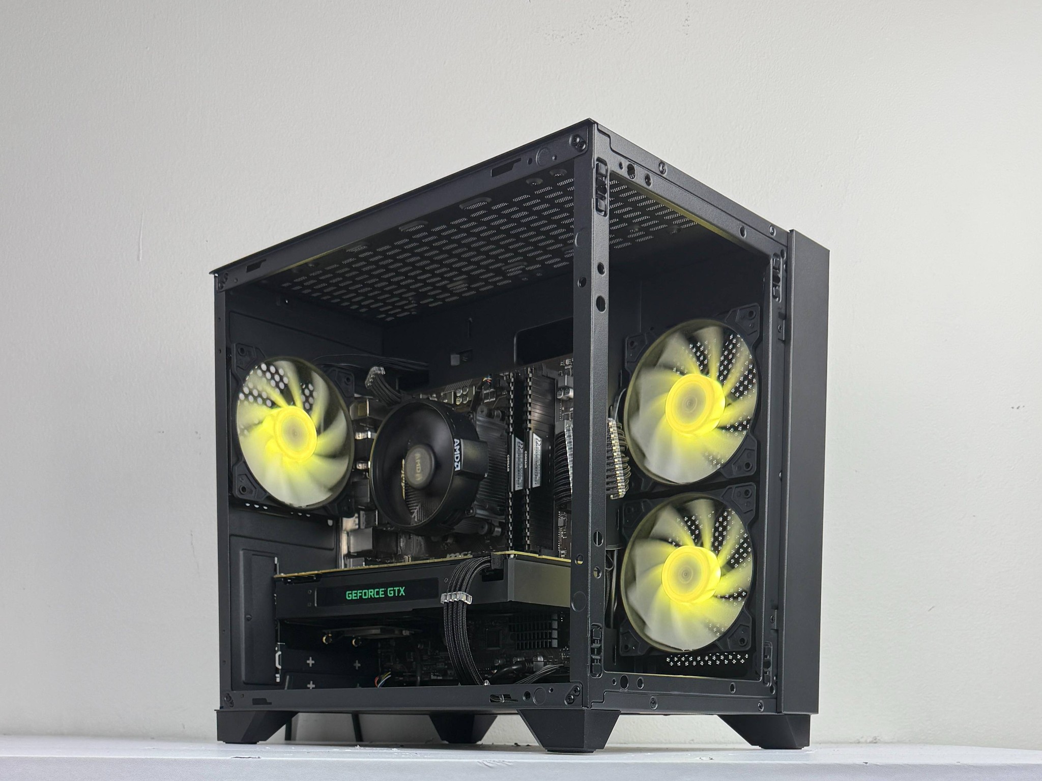 🐍Viper🐍 | 1080p Gaming PC | Ryzen 7 2700x | PNY GTX 1070 | 16GB DDR4 3200MHz