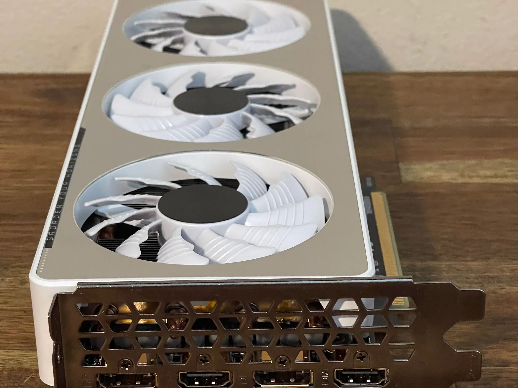 Gigabyte Vision OC 3060 Ti 8GB GPU