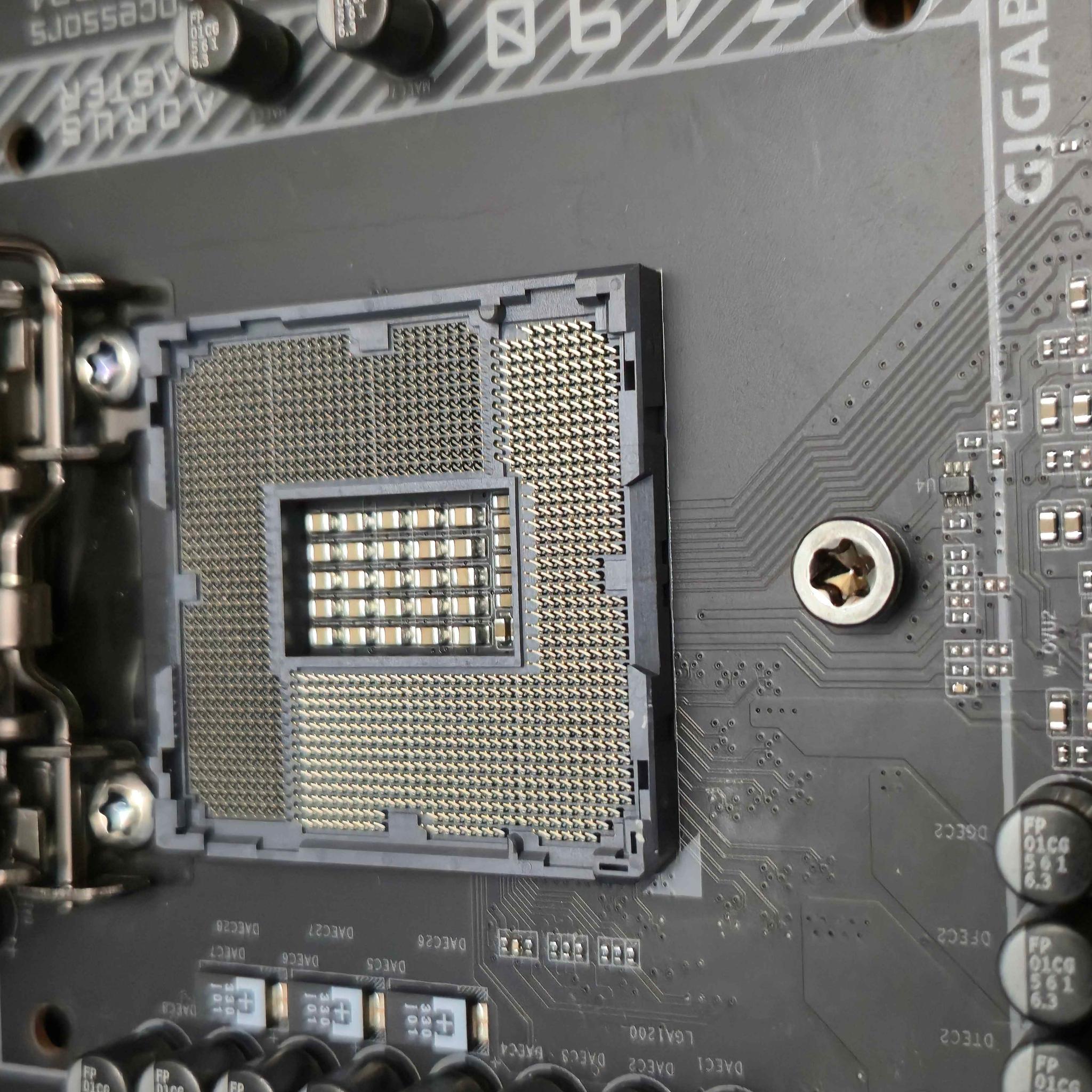 Gigabyte Z490 Aorus Master (CIB)