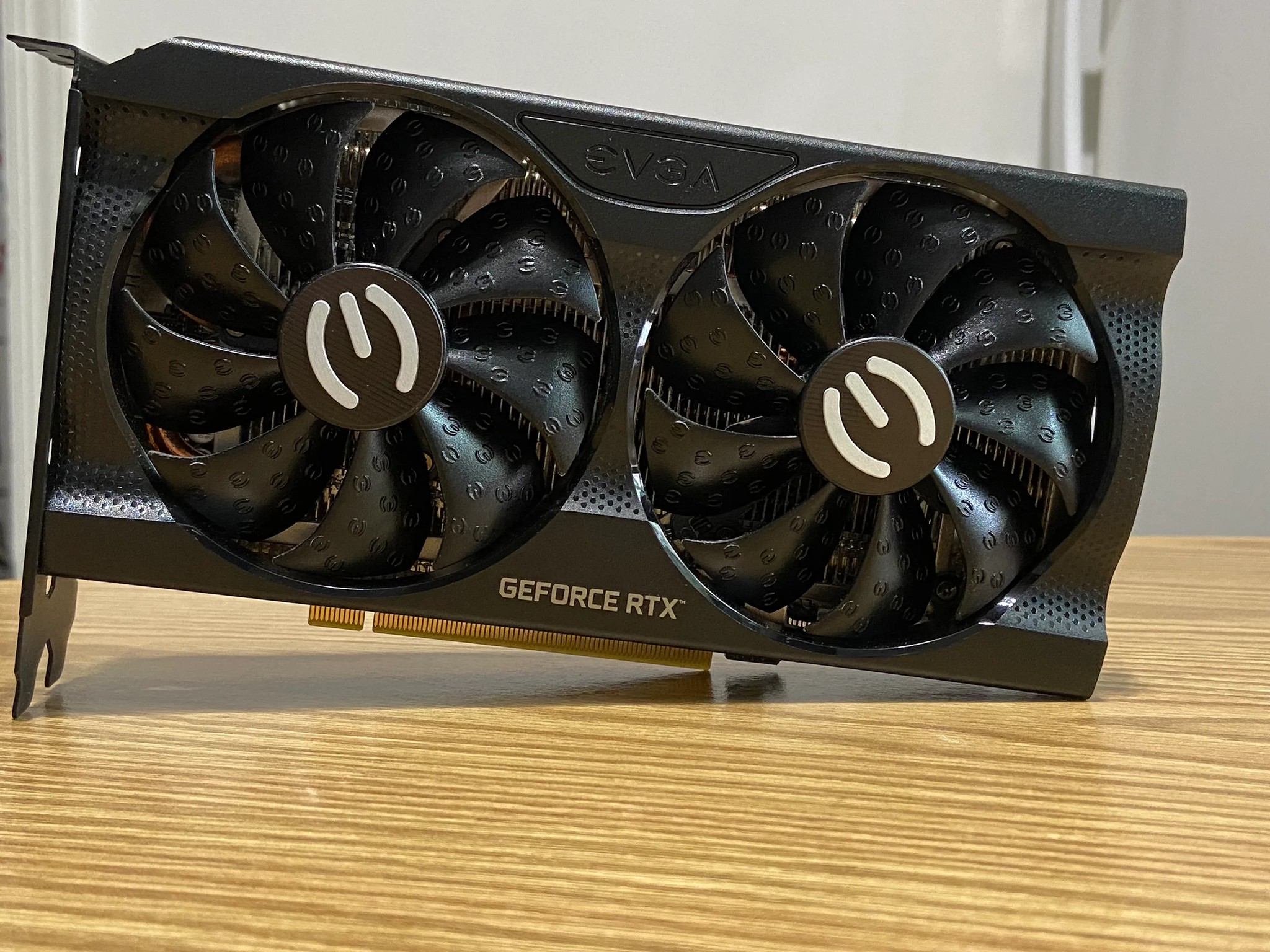EVGA GeForce RTX 3060 Ti XC Gaming, 8GB GDDR6, Metal Backplate, LHR