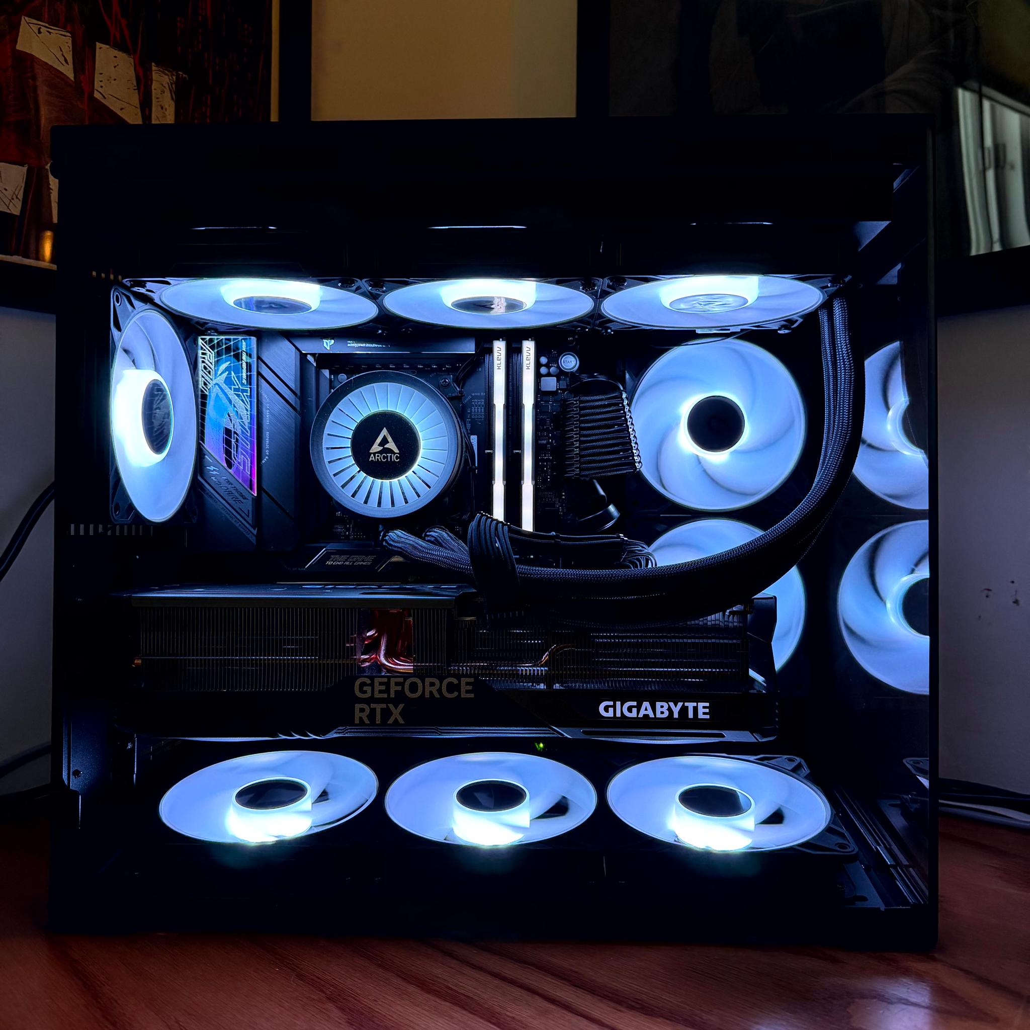 Tveir Hrafnar - RTX 4080 Super OC | Ryzen 9 7900x3d | 32G RAM @6400MT/sec | 4TB Storage | 1000W PSU