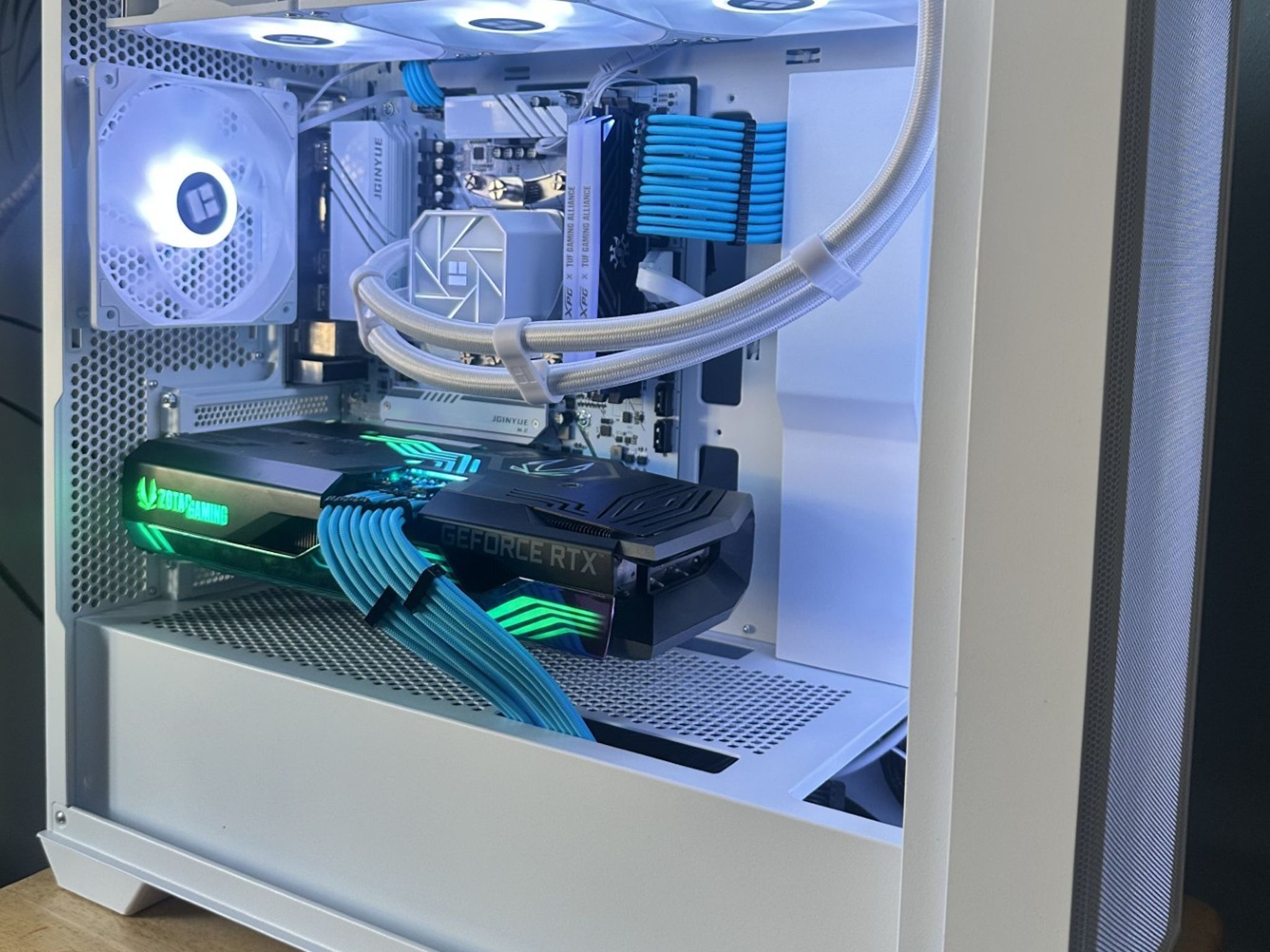 Ryzen 7 5700X3D|3070|B550|16g DDR4 3200|1 TB M.2 NVME|600w PSU|360MM AIO|ASUS A21 Case