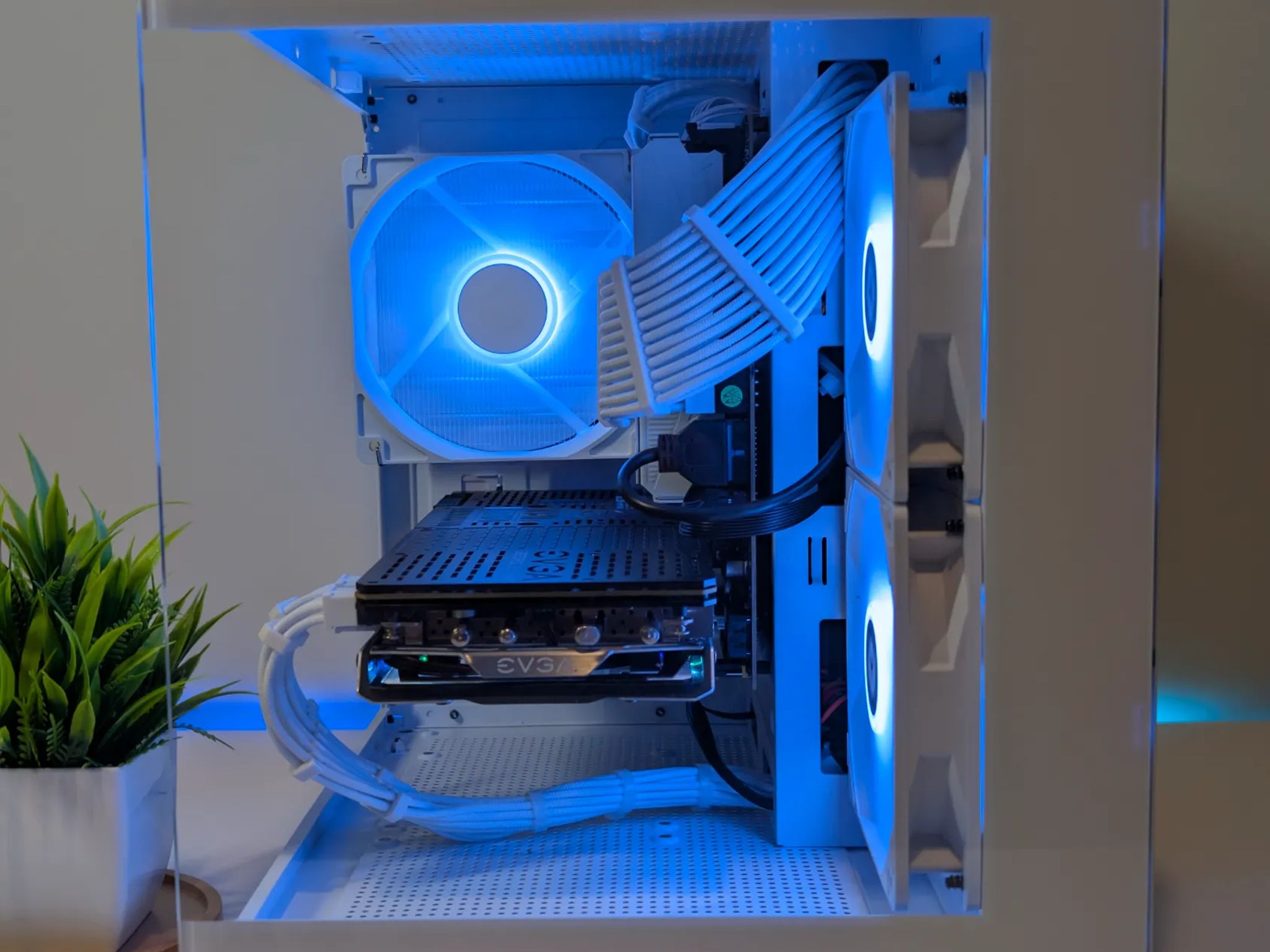 RYZEN 5 | GTX 1080 EVGA FTW2 | 16GB RAM | 500GB 4X4 NVME SSD | WINDOWS 11 PRO | WHITE GAMING PC