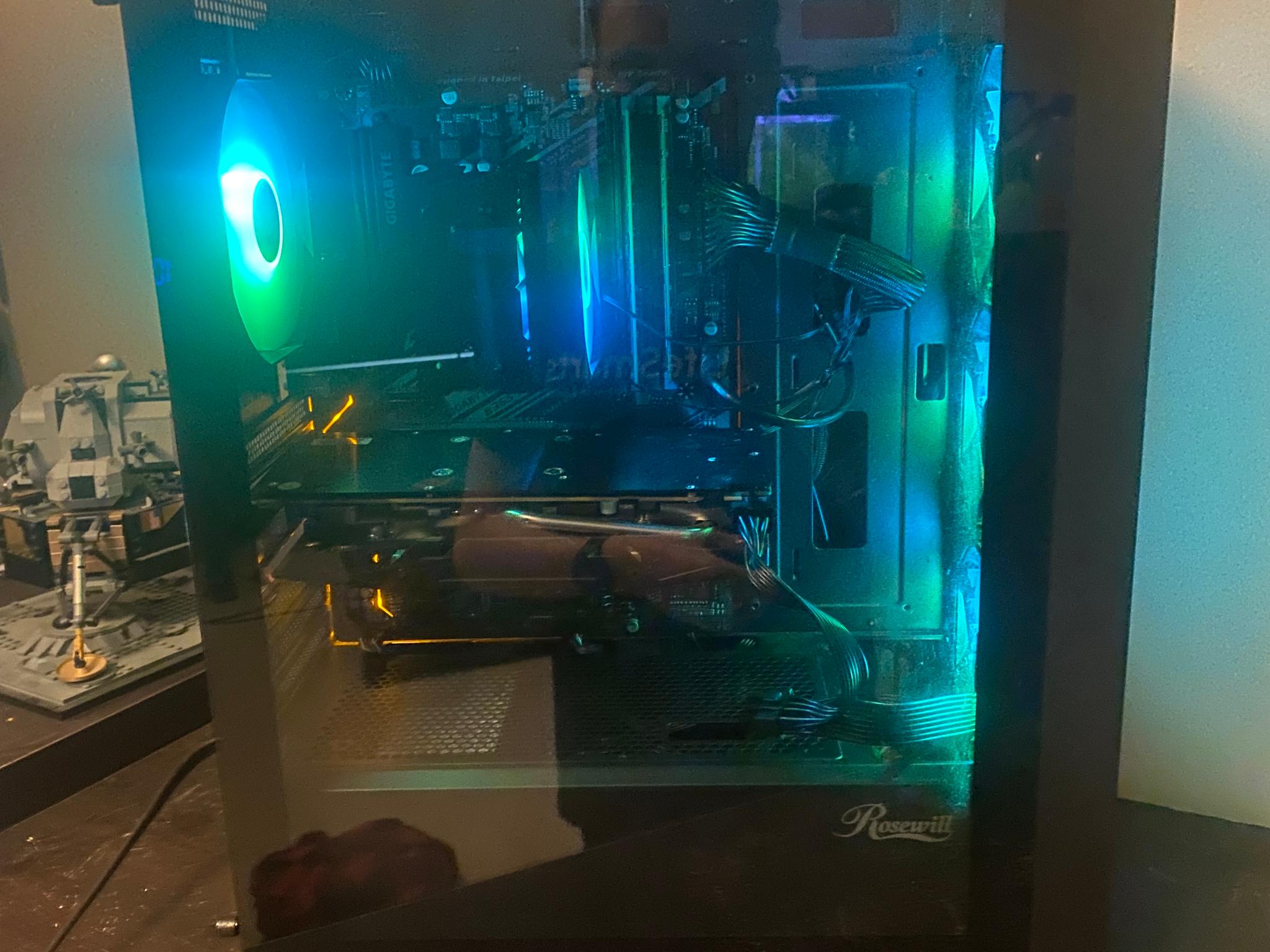 Budget gaming PC I5-8500T Rx 580 0.9 TB of storage