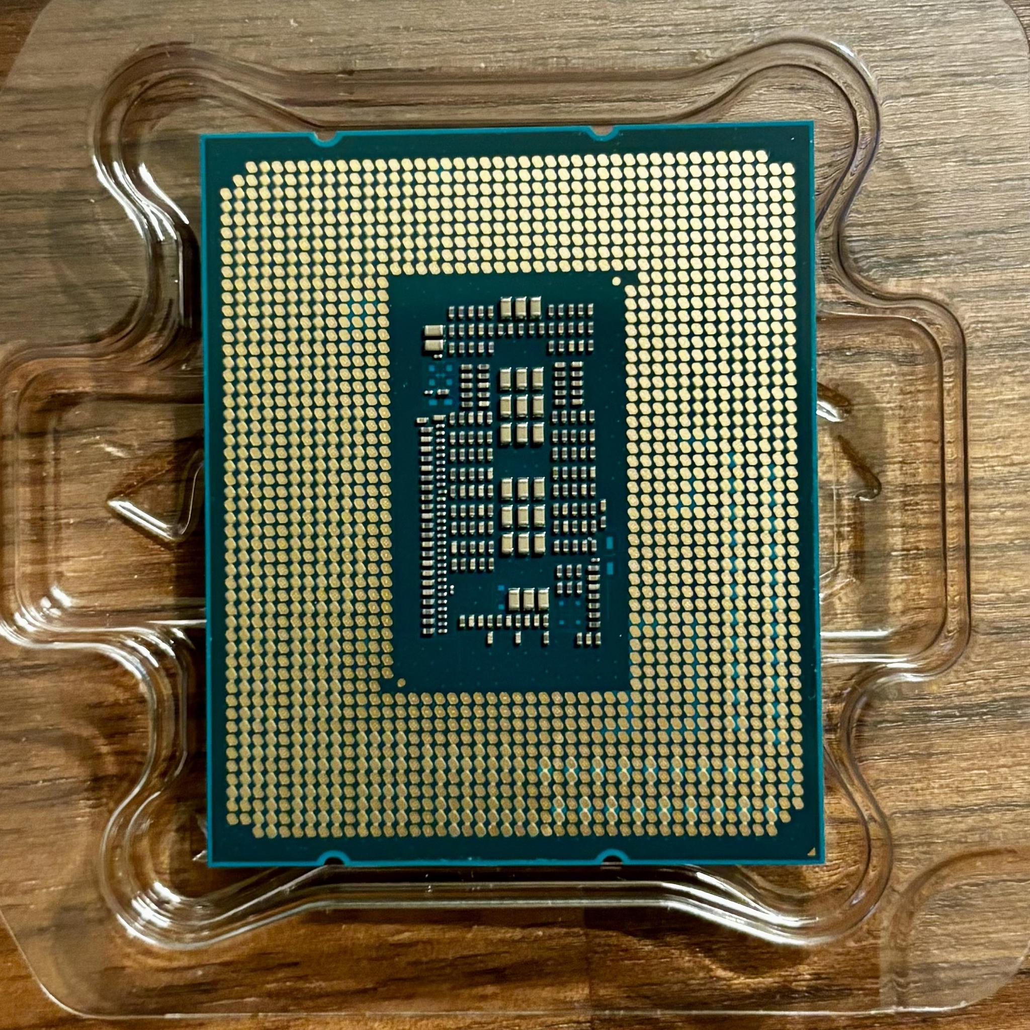 Intel Core i7-12700K 12 Cores/20 Threads LGA 1700