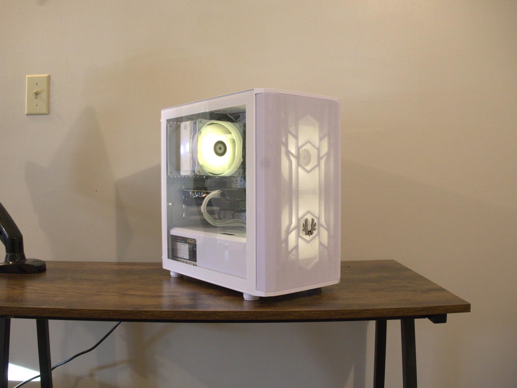White Gaming PC – RTX 2060 • Ryzen 5 5500 • 16GB RAM • 1TB Samsung SSD