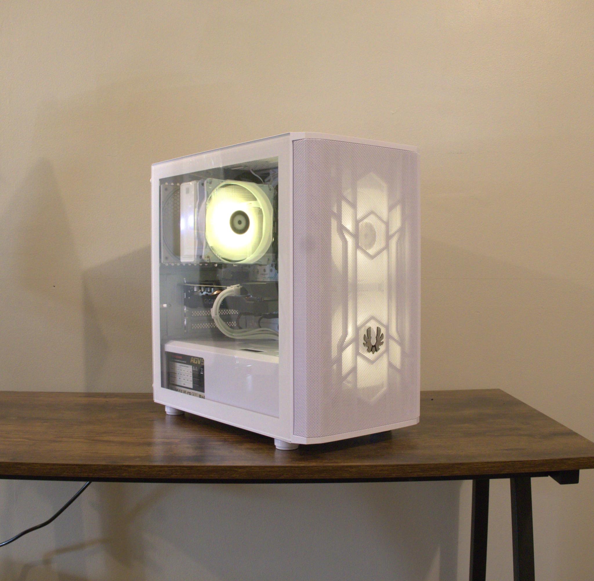 White Gaming PC – RTX 2060 • Ryzen 5 5500 • 16GB RAM • 1TB Samsung SSD