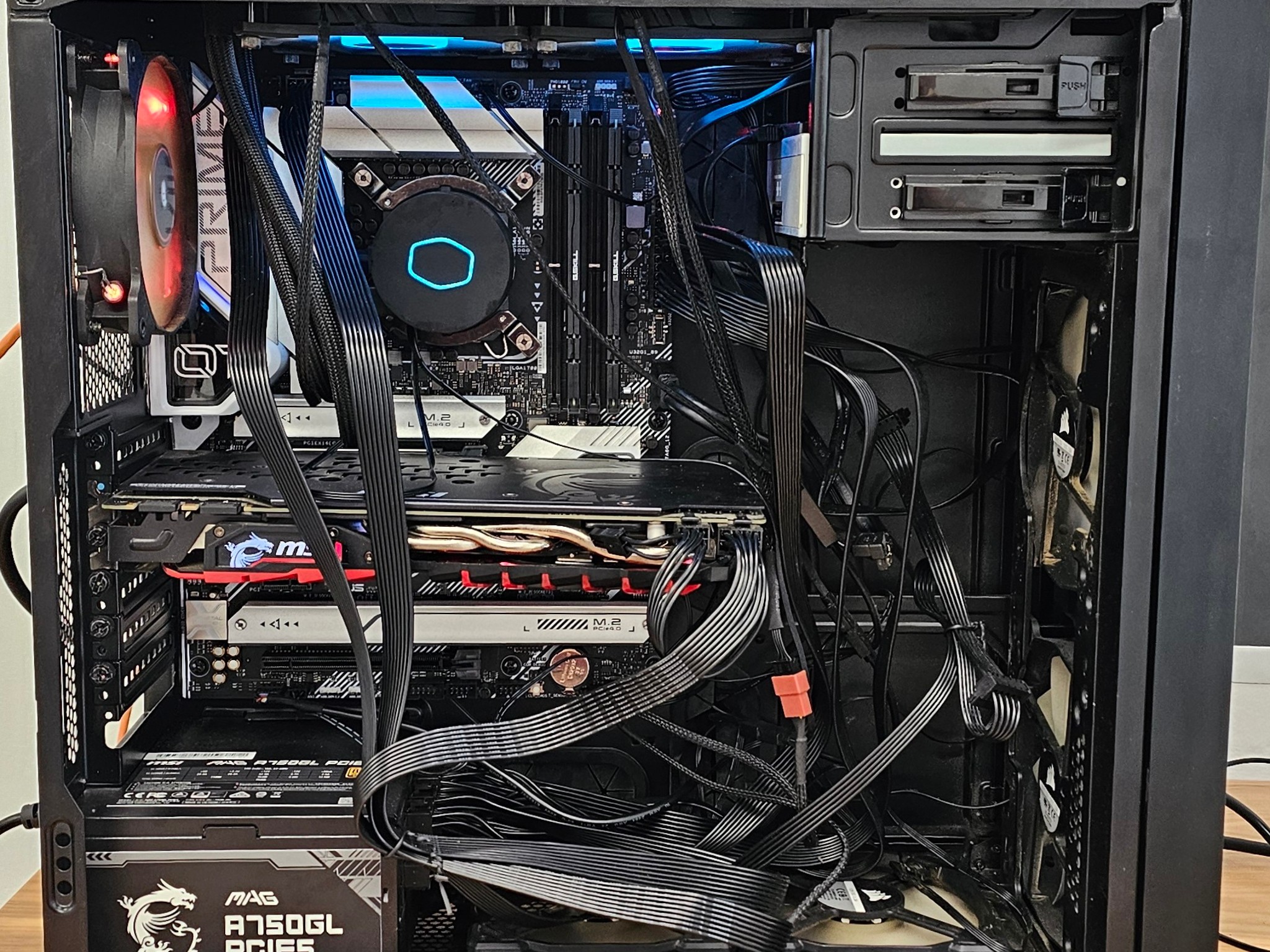 Black Corsair PC Case w/ 4 Fans