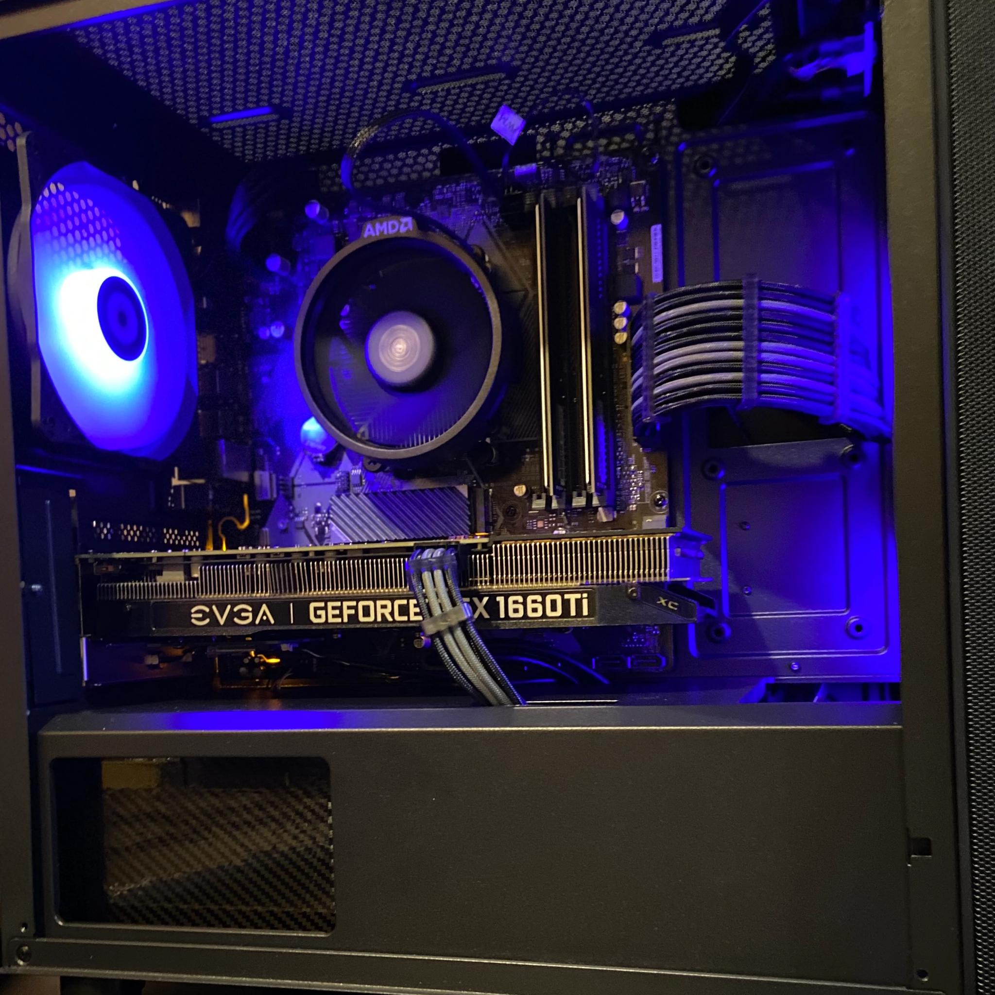 Ryzen 5 3600 || GTX 1660ti || 16GB RAM || 1TB NVMe || WiFi/BT