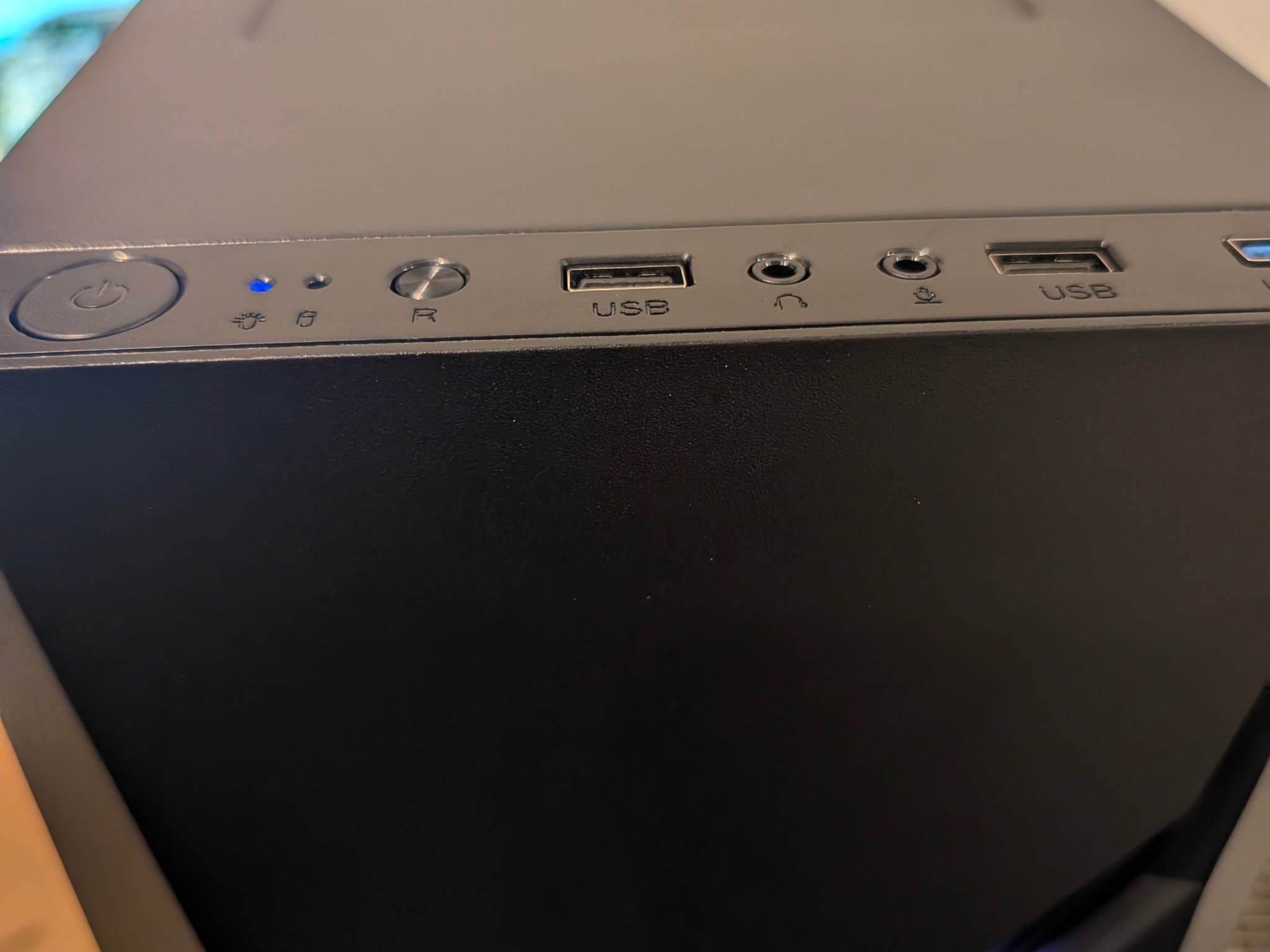 Raven RTX 3070ti i7 Gaming PC
