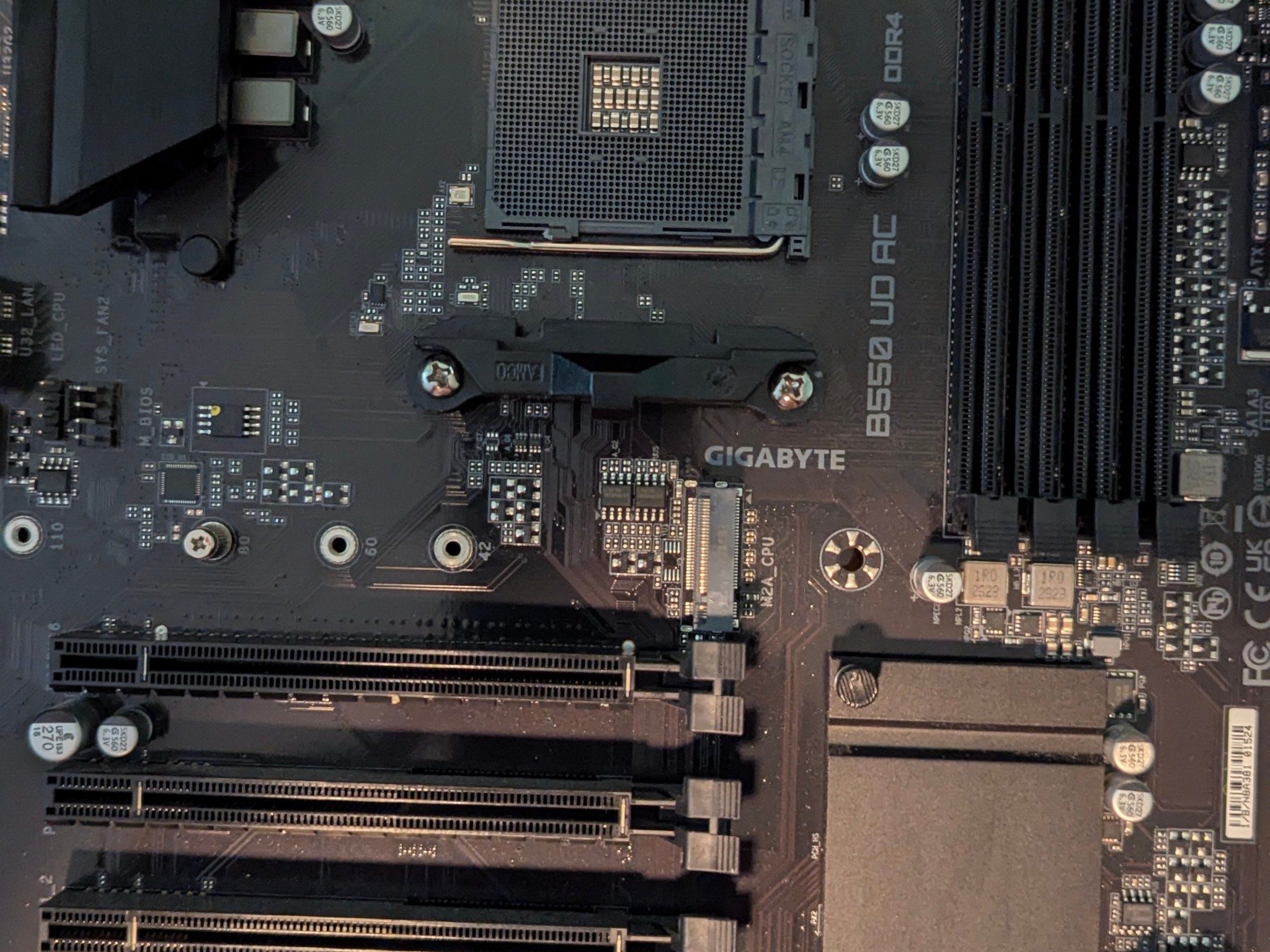 Gigabyte B550 UD AC Rev 1.2 ATX AM4 Motherboard