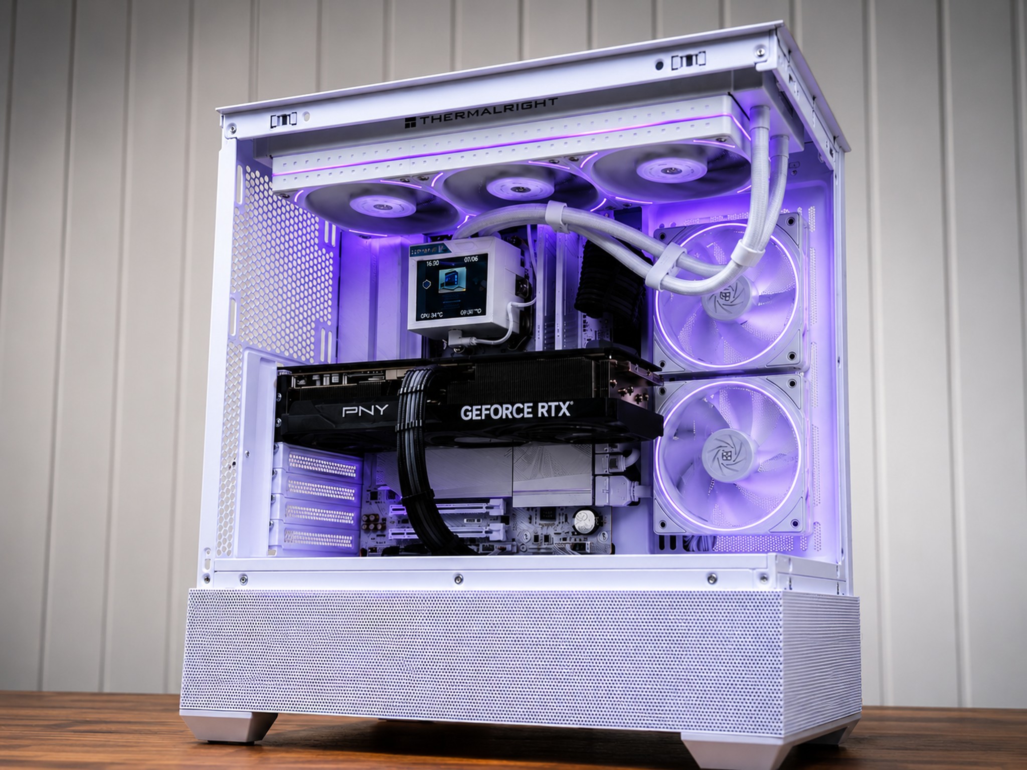 AVALANCHE Ryzen 7 7700X • RTX 5070 Ti • 32GB DDR5 • 1TB Gen4 NVMe/1000w platinum rated