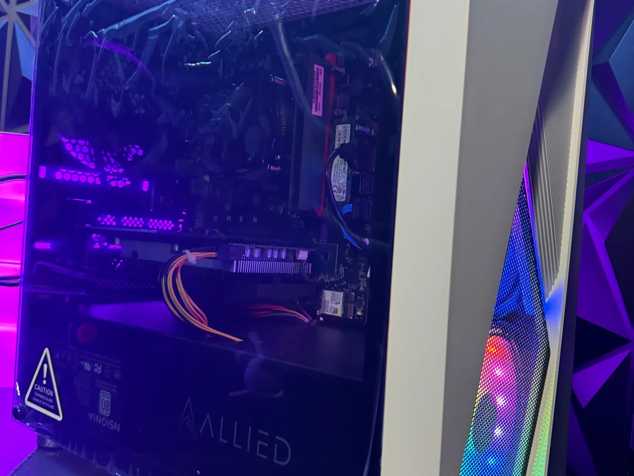 Budget Gamer Intel i5 Rx 580 16 GB DDR4 Fortnite Gamer