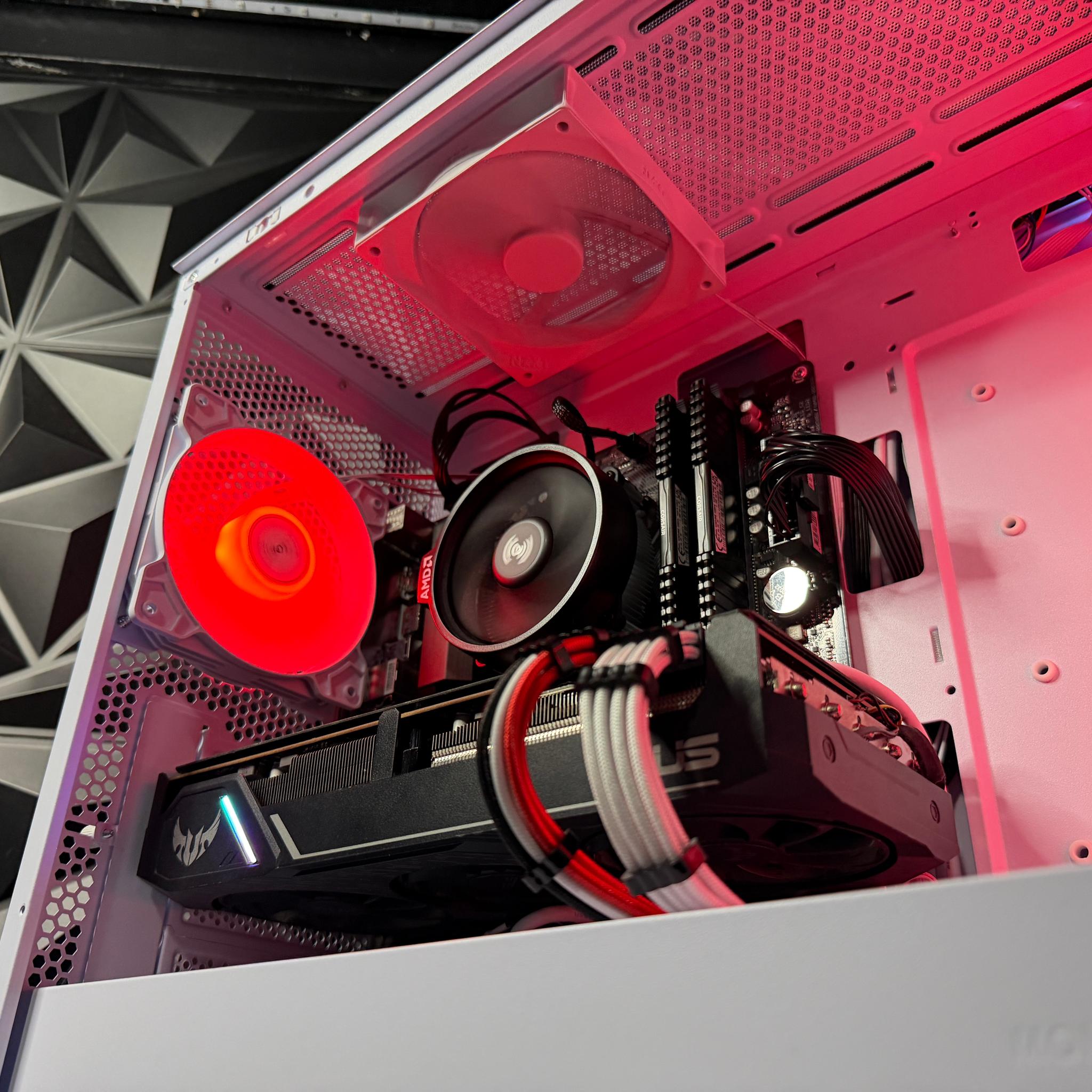 🔴⚡ RED FIBER ⚡🔴 Ryzen 5 5500| RX 5700XT| 16 GB DDR4| 750 GB NVMe| 650W Gold PSU