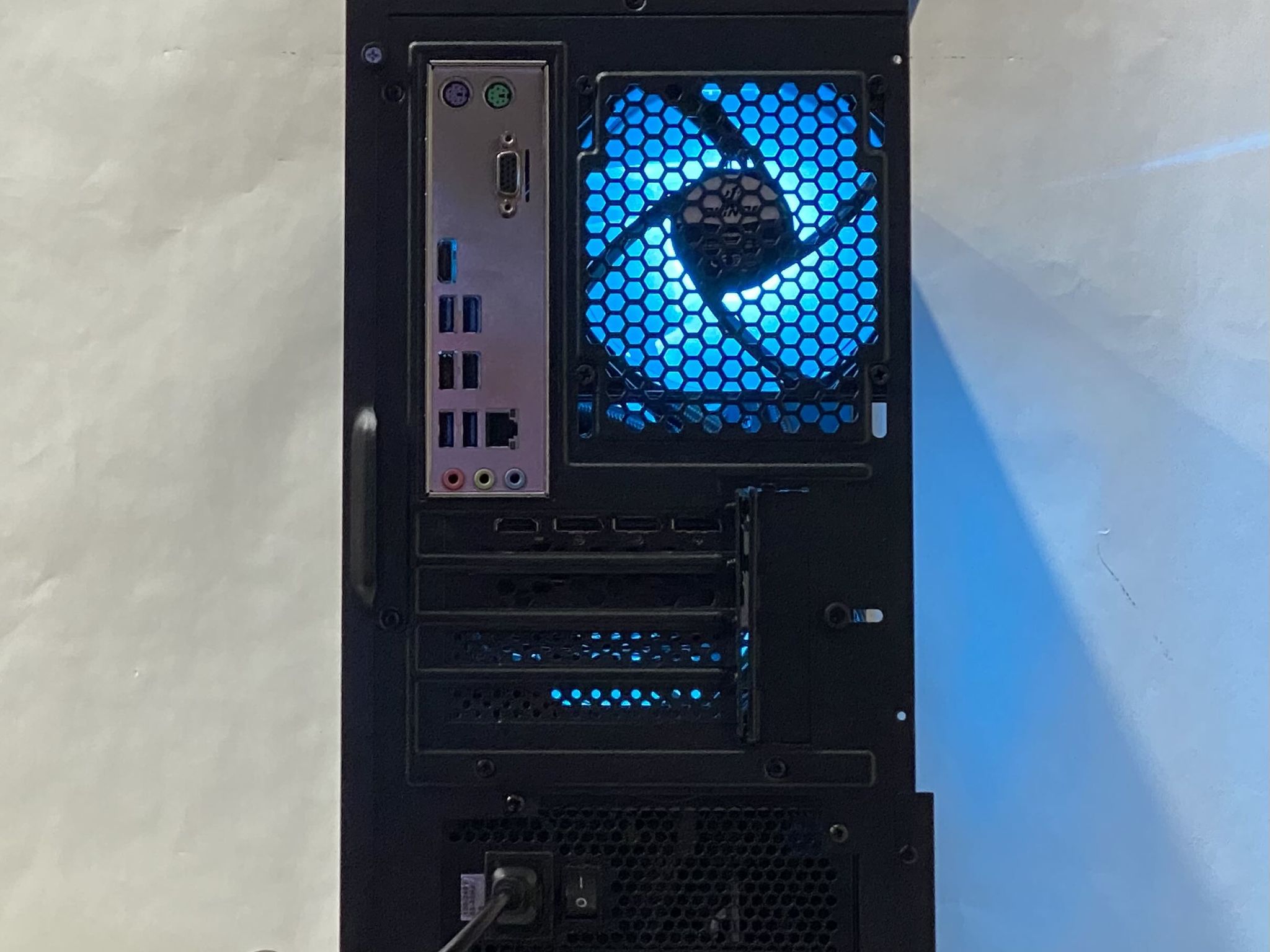 RTX 3070, Ryzen 5 5500, 16GB DDR4, 1TB NVMe SSD, WiFi - Liquid Cooled Gaming PC