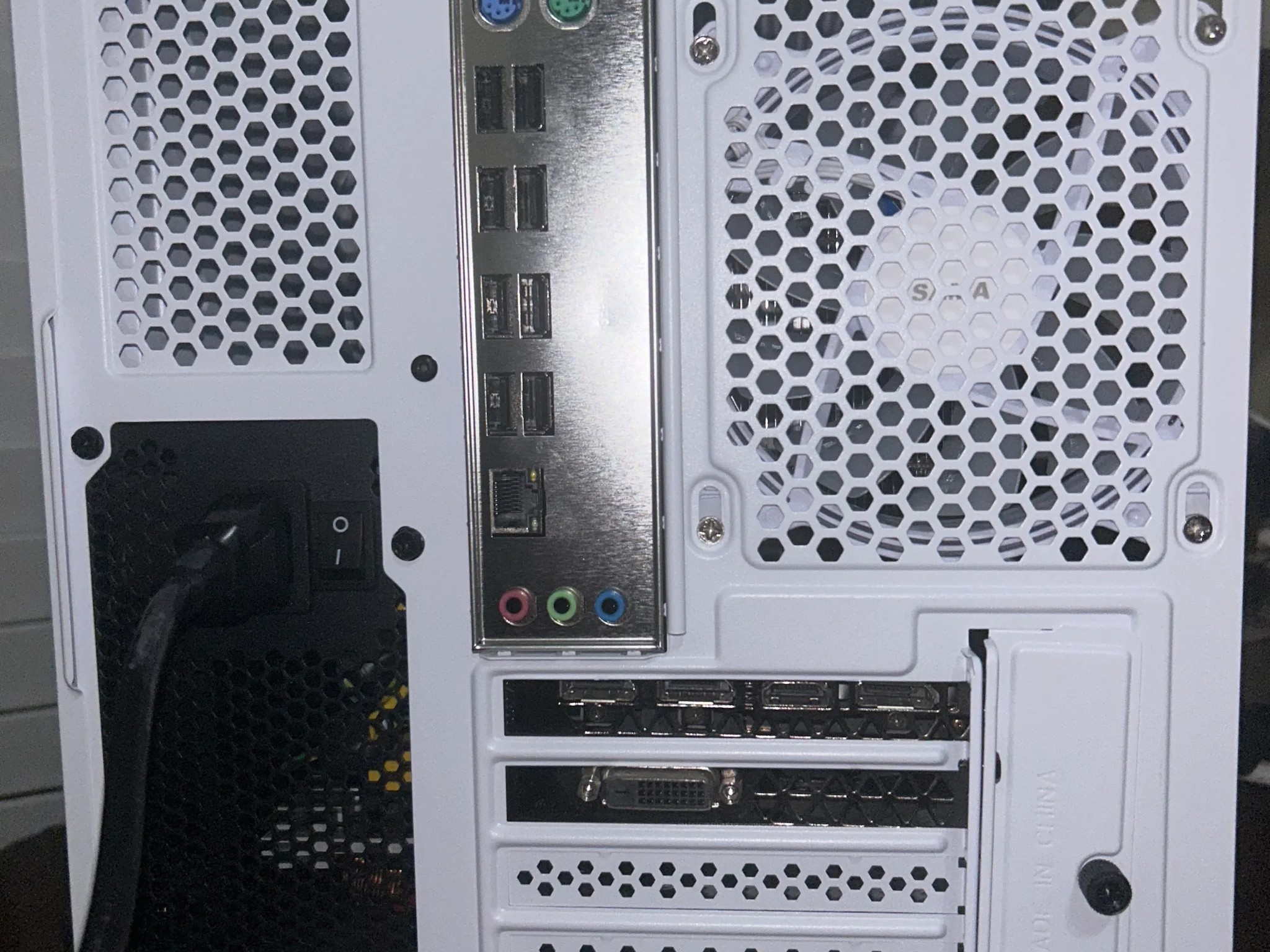 Gaming PC | GTX 1070 Ti | INTEL 14 CORE CPU | 16GB RAM | 512GB SSD