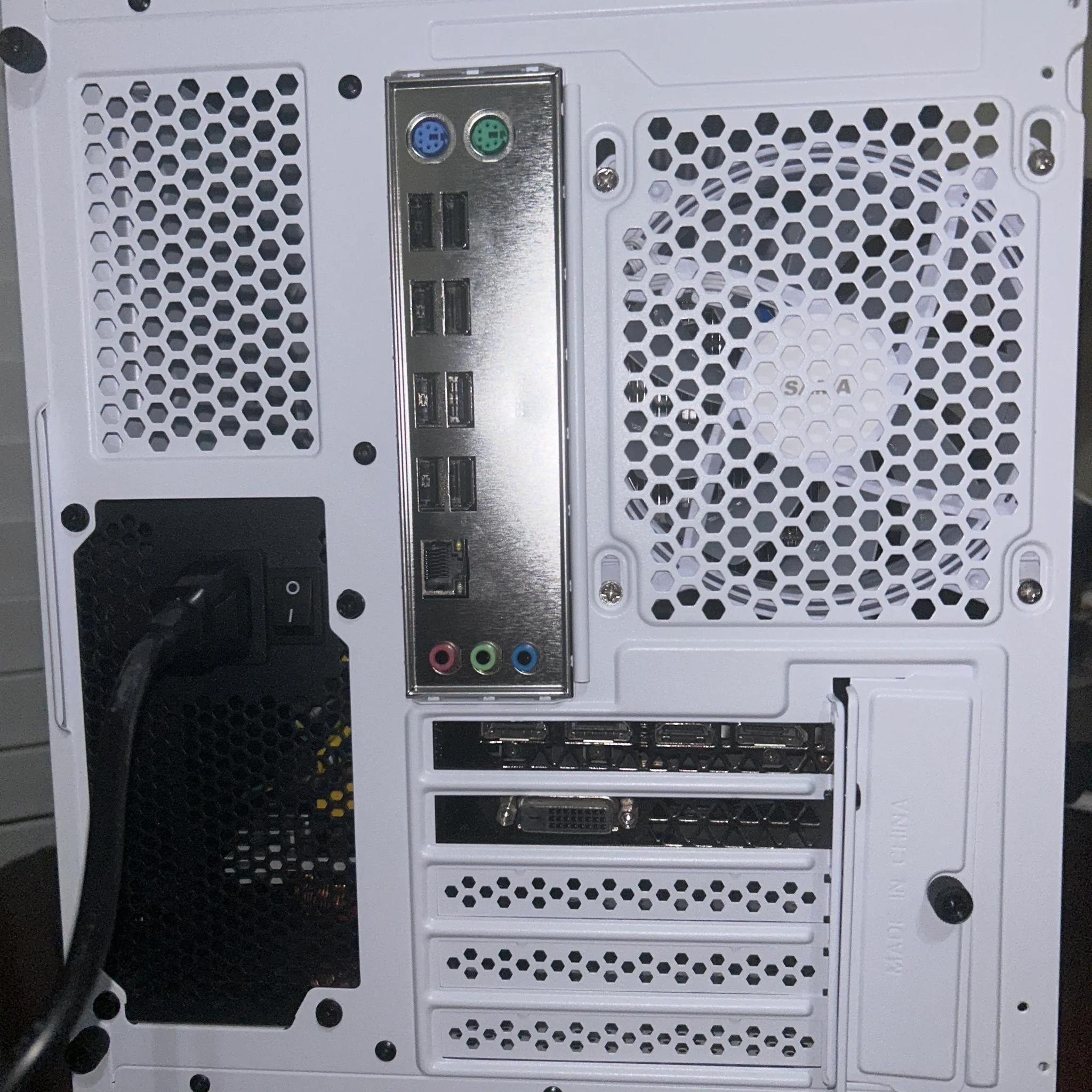 Gaming PC | GTX 1070 Ti | INTEL 14 CORE CPU | 16GB RAM | 512GB SSD
