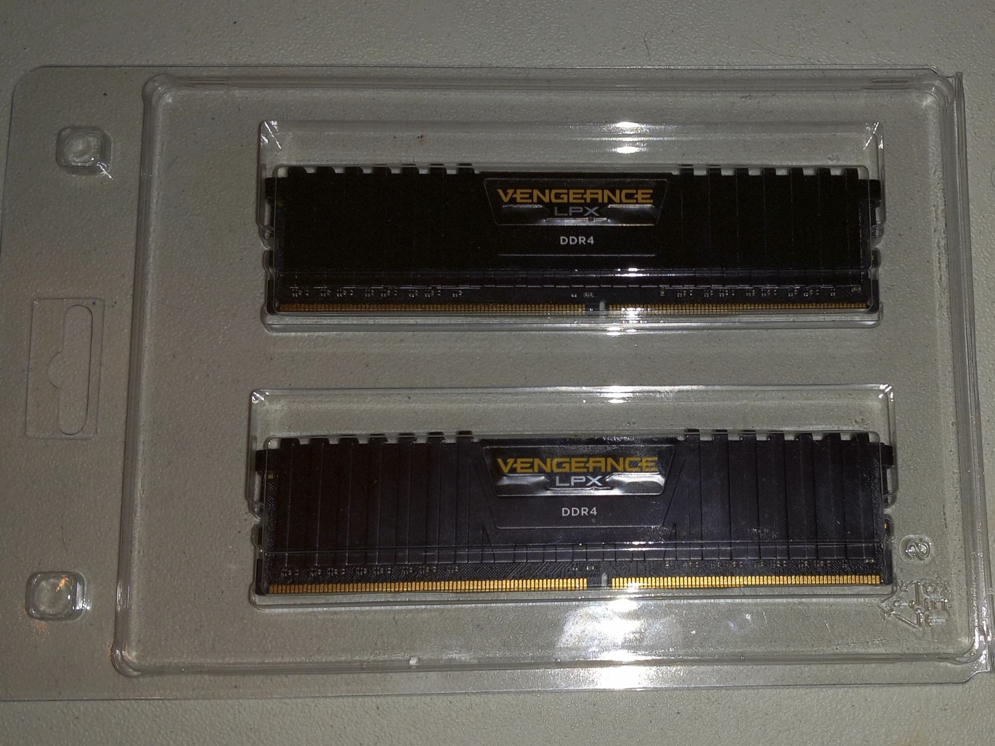 Corsair Vengance RAM 2 x 8GB DDR4 3600MHz