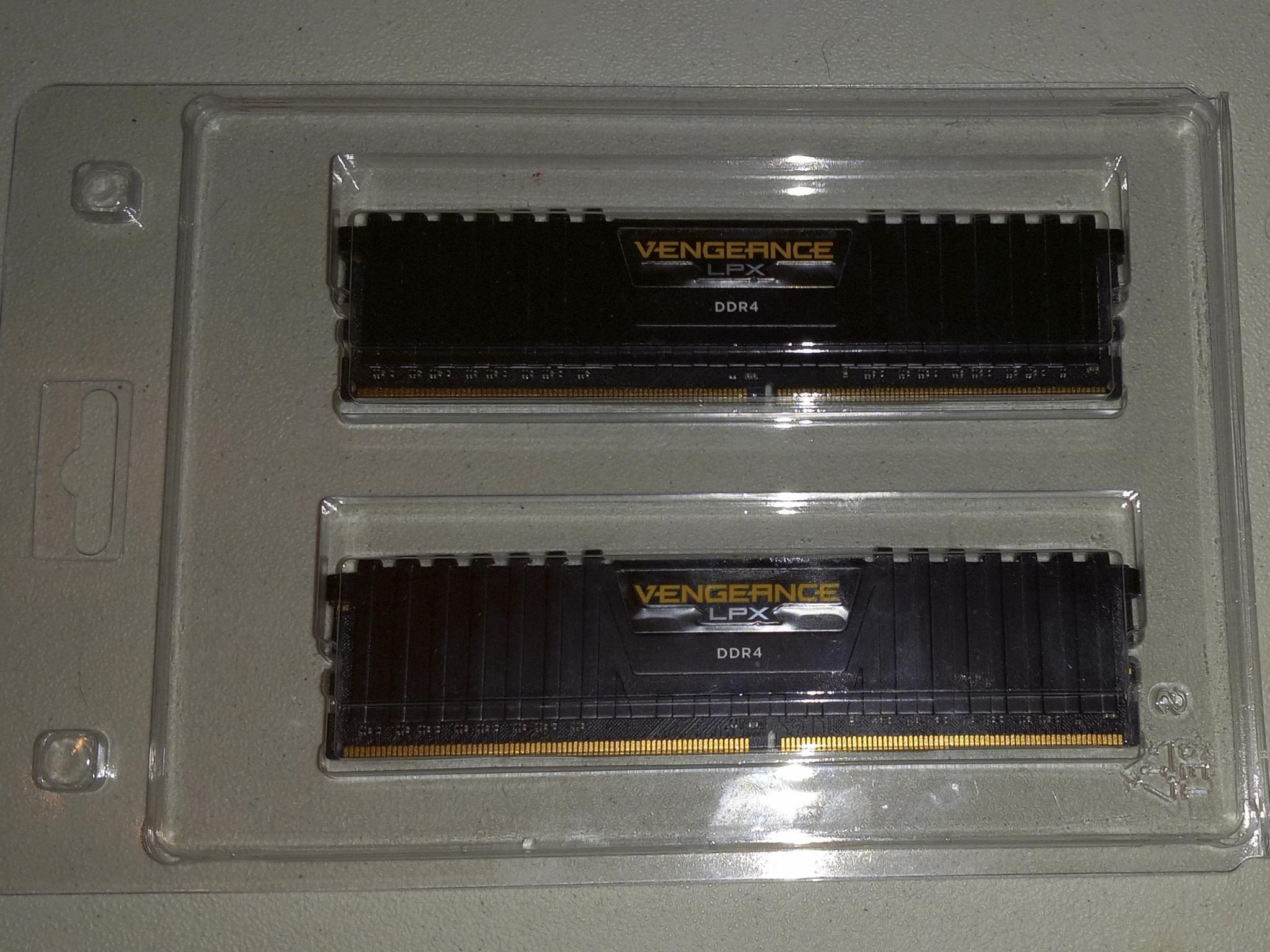 Corsair Vengance RAM 2 x 8GB DDR4 3600MHz