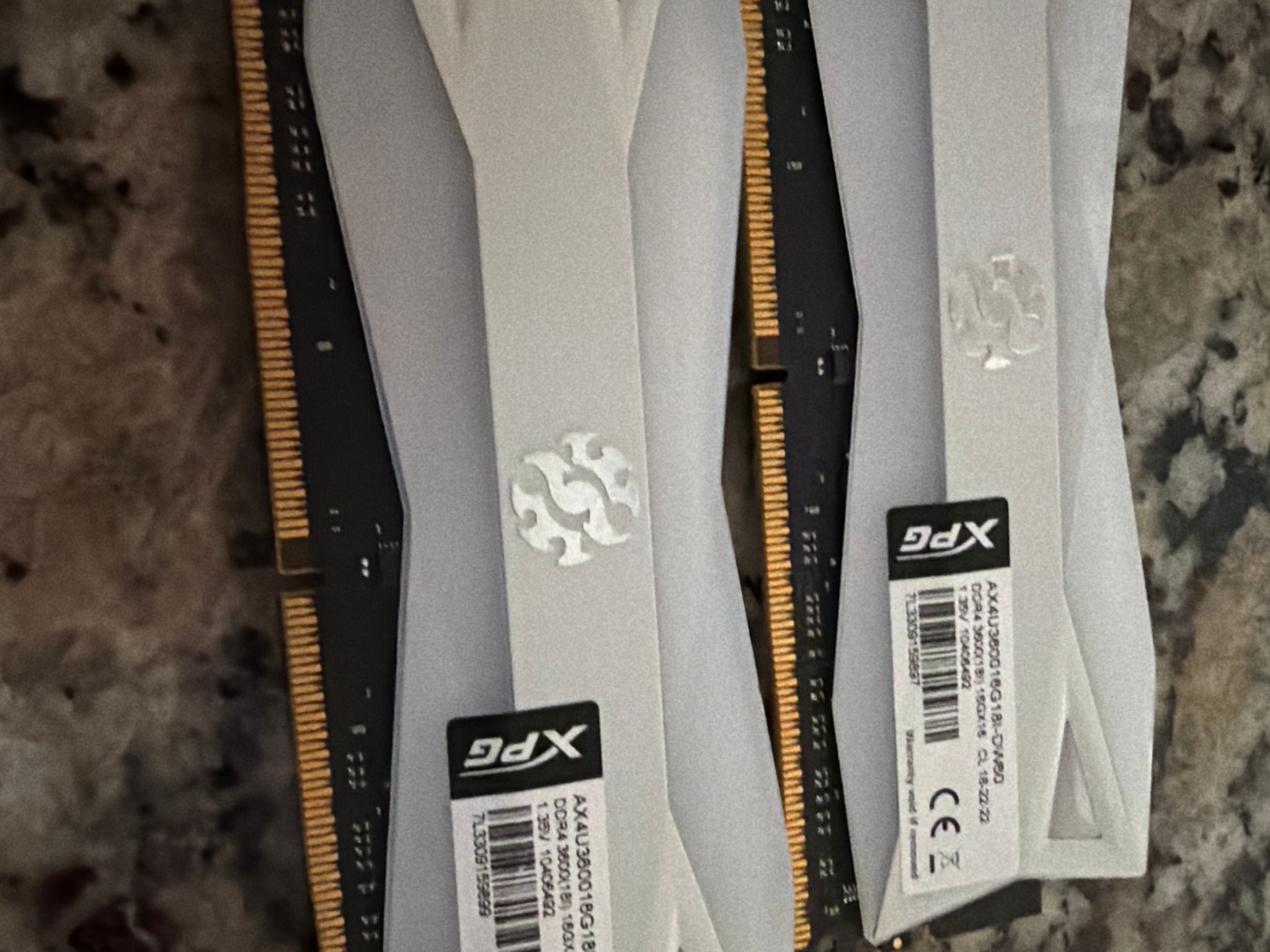 XPG 3600mhz 2x16 DDR4 CL 18-22-22