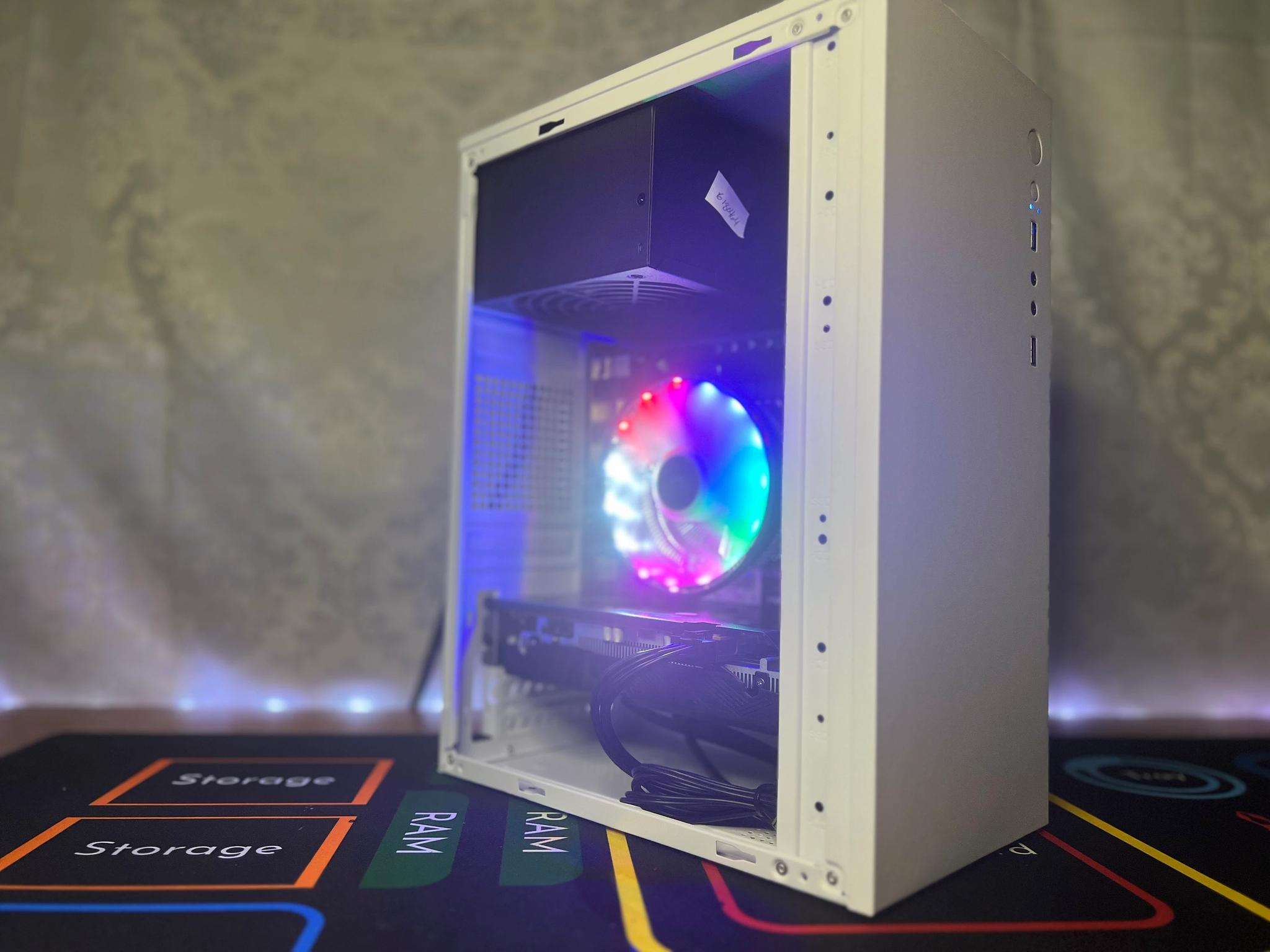 JR (White) -Entry-Level Gaming PC - 10 Core Intel CPU & RX 6600M
