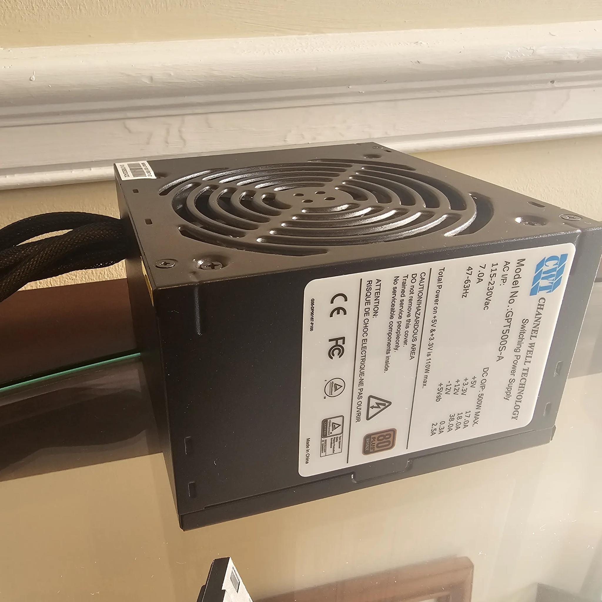 Power Supply Channel Well Technology 500W 80+ Bronze - GPT500S-A