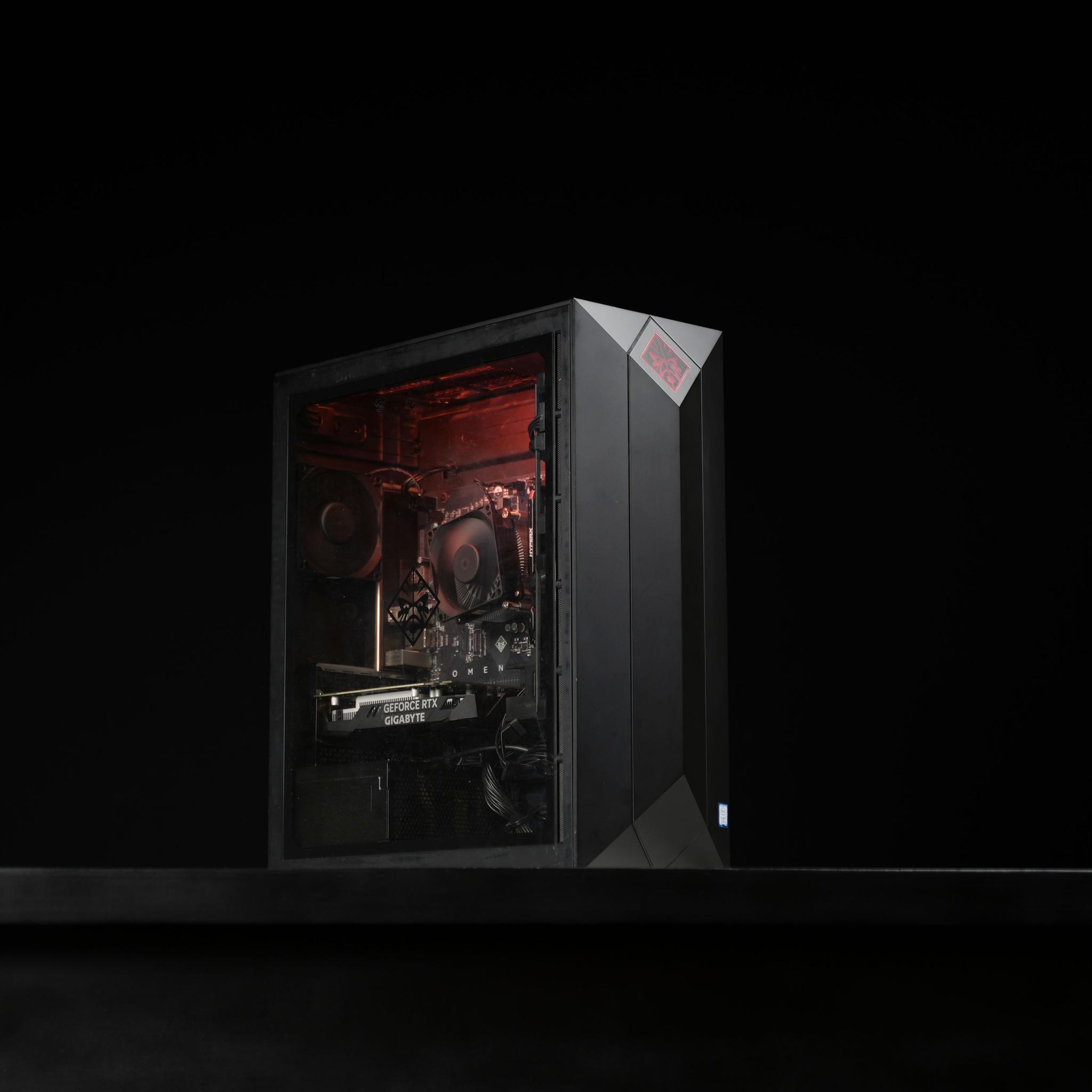 \ QF-01 / RTX 3050 Intel Core i7 9700 16GB 1.3TB Windows 11 Gaming PC Powerhouse
