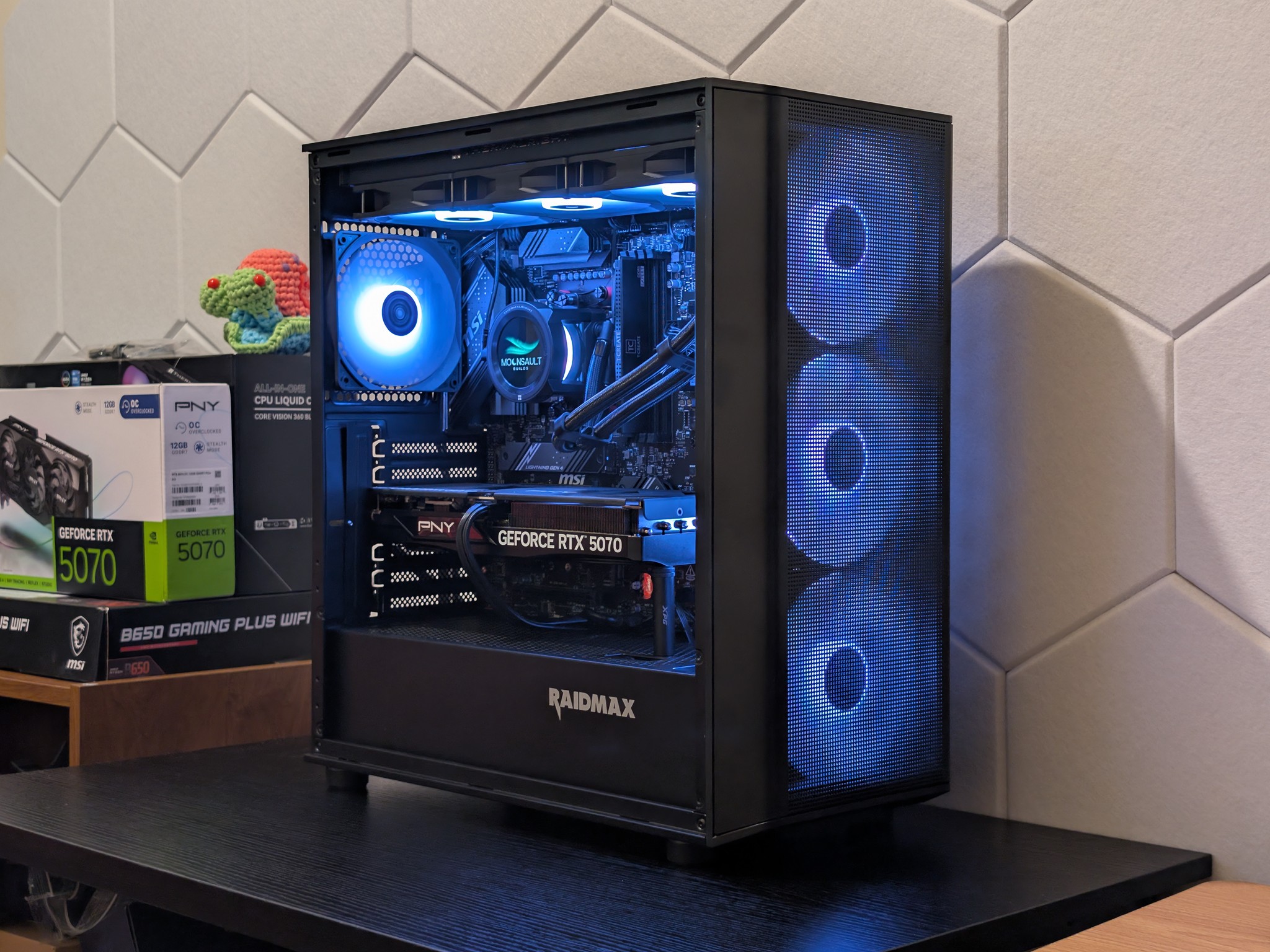 🐈‍⬛🔥1440p Gaming Beast | RTX 5070 | Ryzen 5 7600X | 1TB SSD | 32GB RAM | WiFi 6 & Bluetooth🔥🐈‍⬛