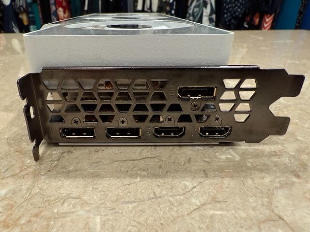 Gigabyte Vision OC NVidia Geforce RTX 3090 24GB Graphics Card