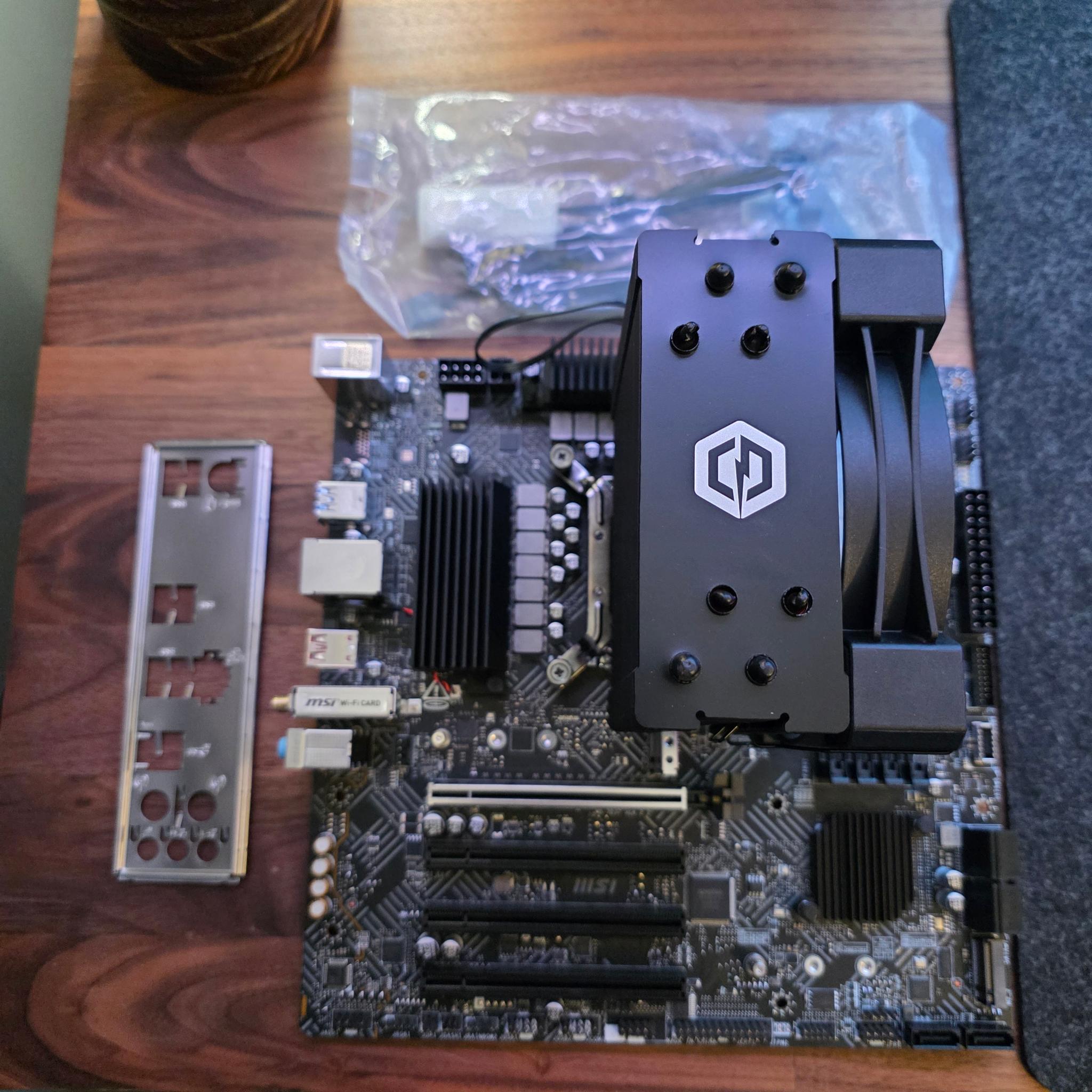 Intel i5-14400F + Msi B760M VC WIFI + cpu cooler