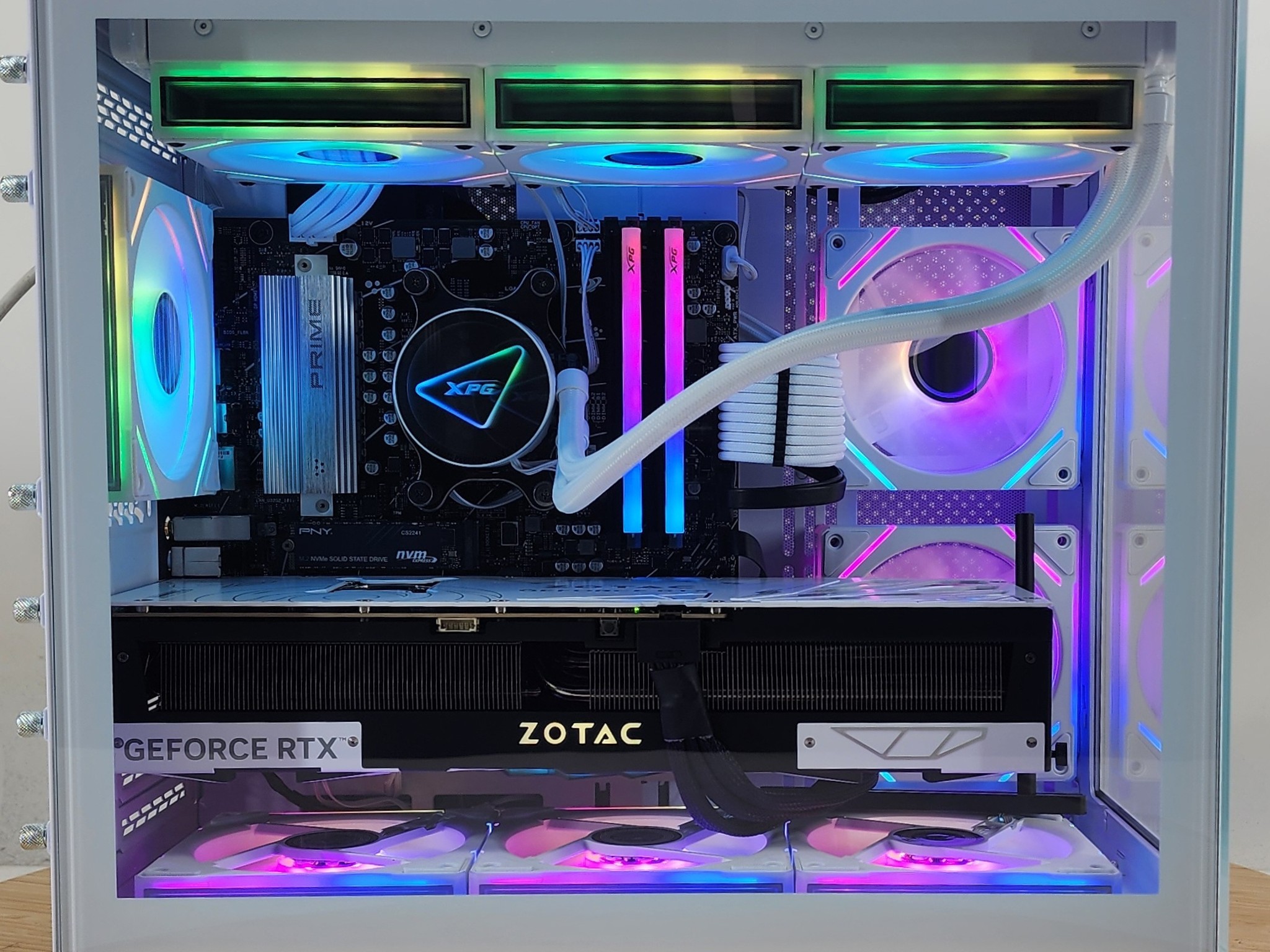 Gaming PC Ryzen 7 7800X3D 32GB RAM 2TB SSD RTX 5070 Ti 16GB Windows 11 Computer